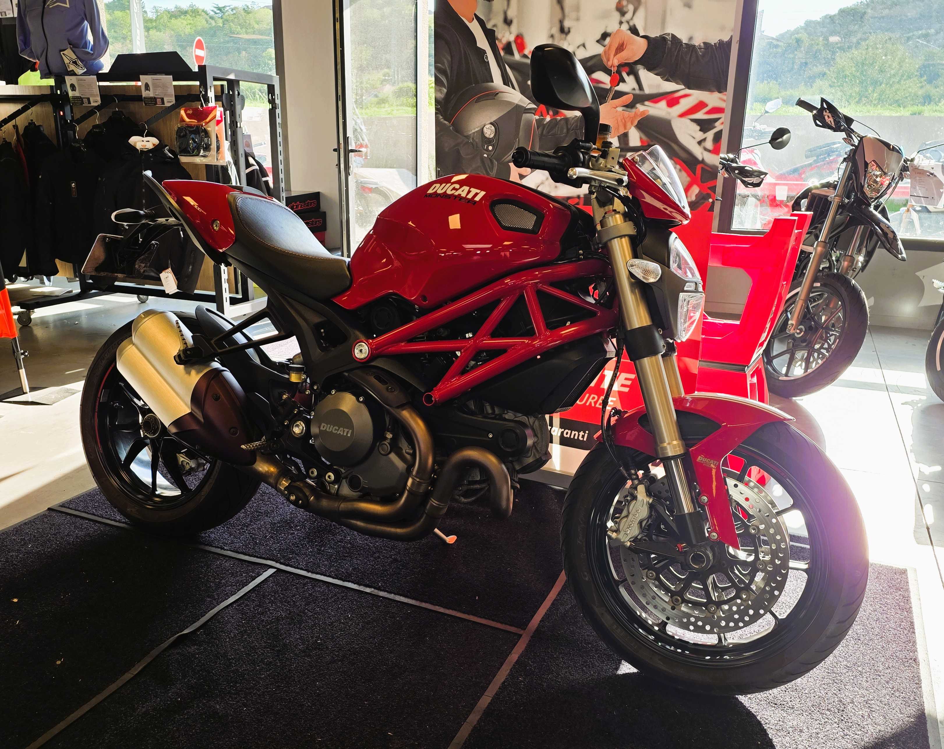 Ducati 1100 Monster EVO 2013 HD vue avant