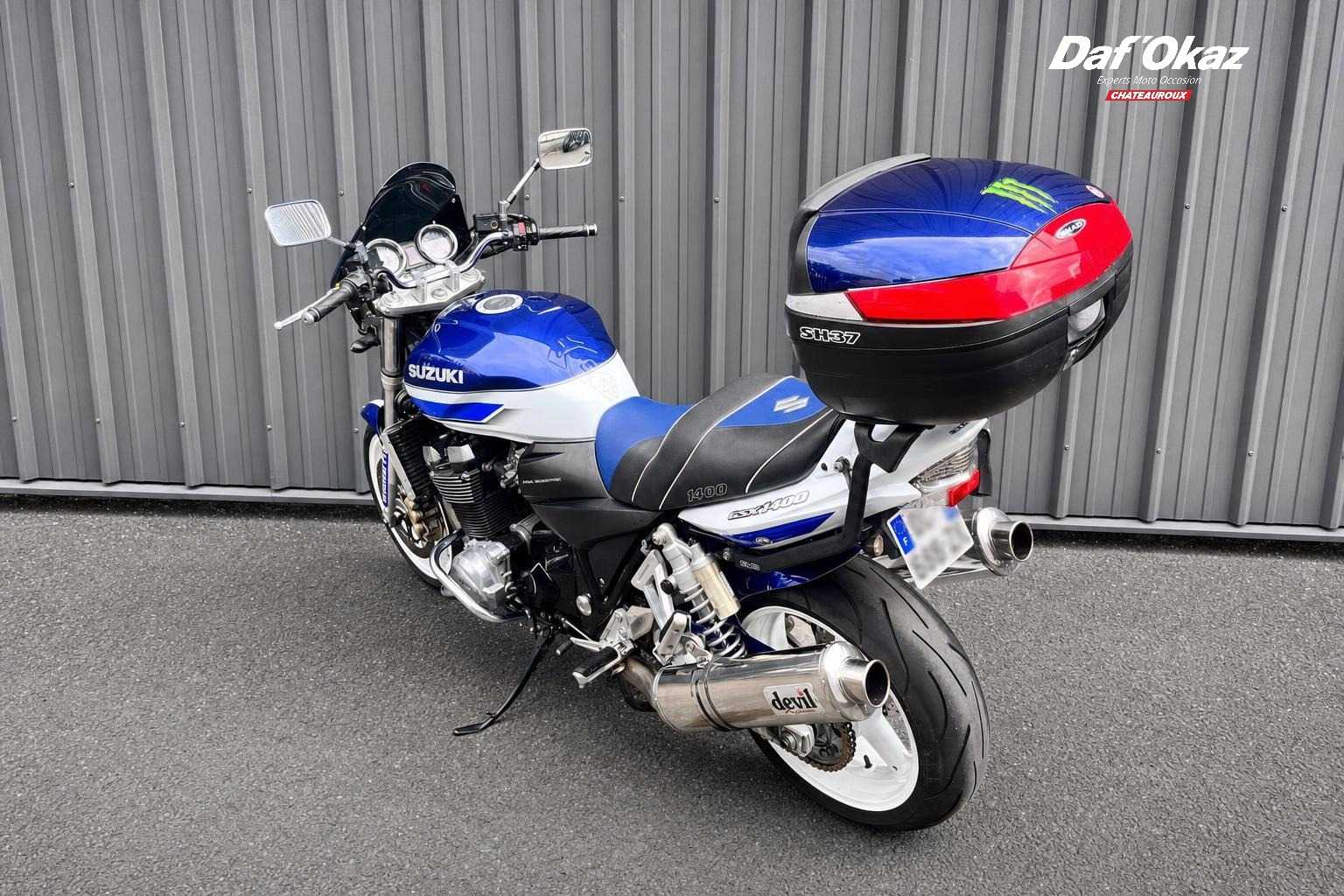 Suzuki GSX 1400 2001 HD vue gauche