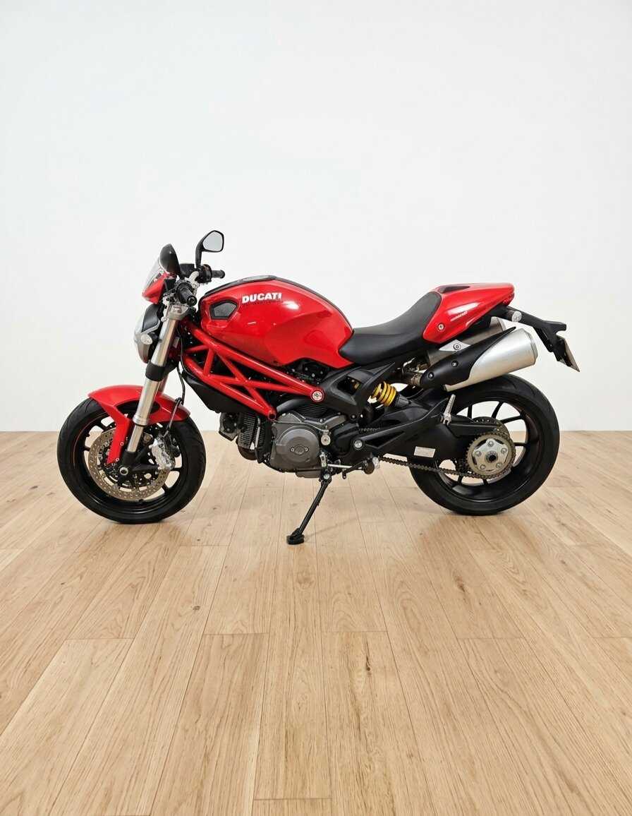 Ducati 796 Monster ABS 2013 vue gauche
