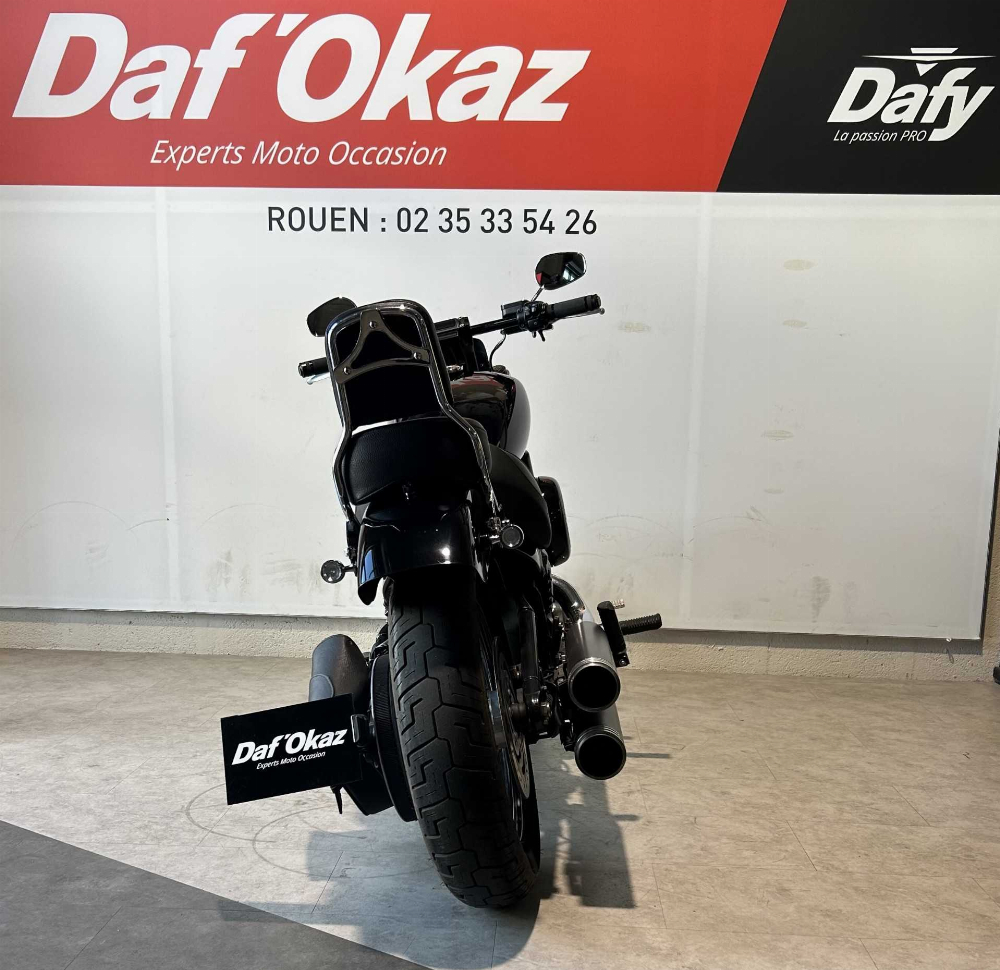 Triumph STREET TRIPLE 765 RS RS 2022 vue arrière