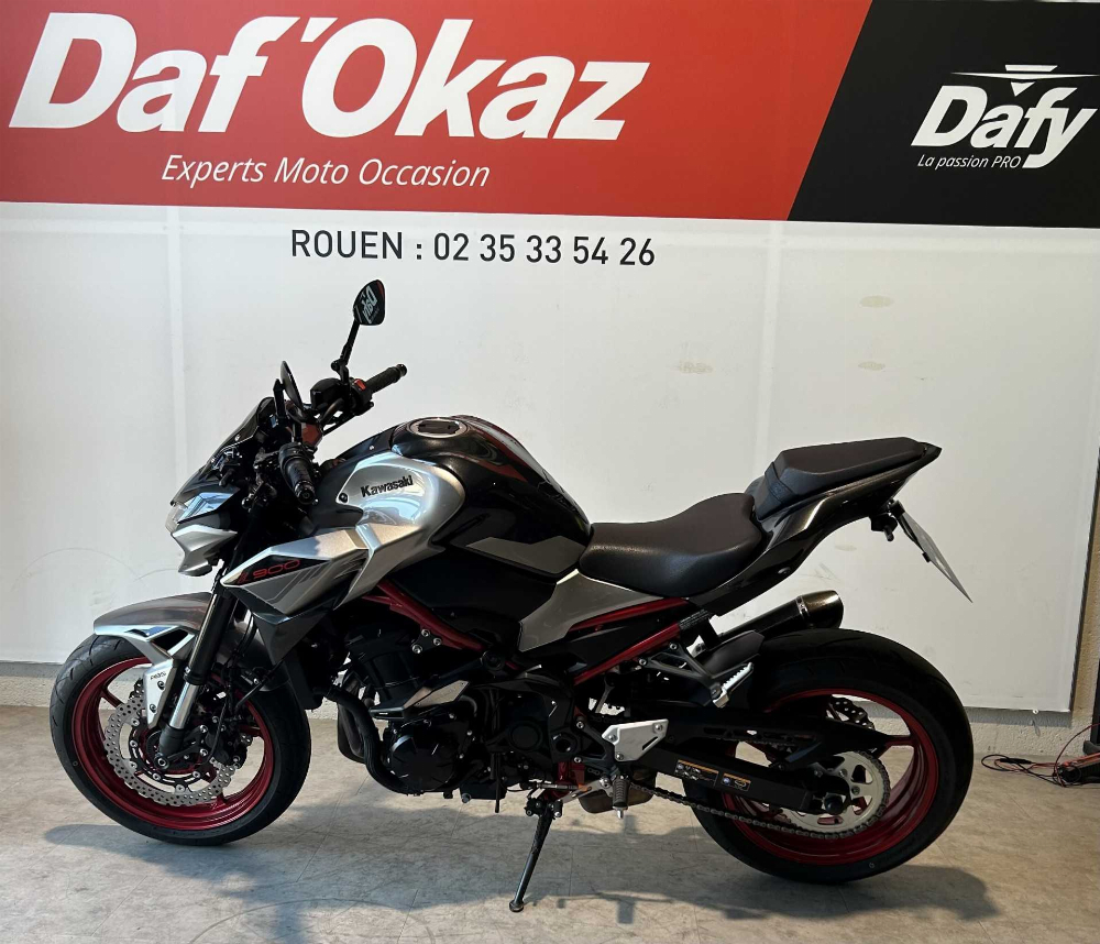 Kawasaki Z 900 A2 2023 vue gauche