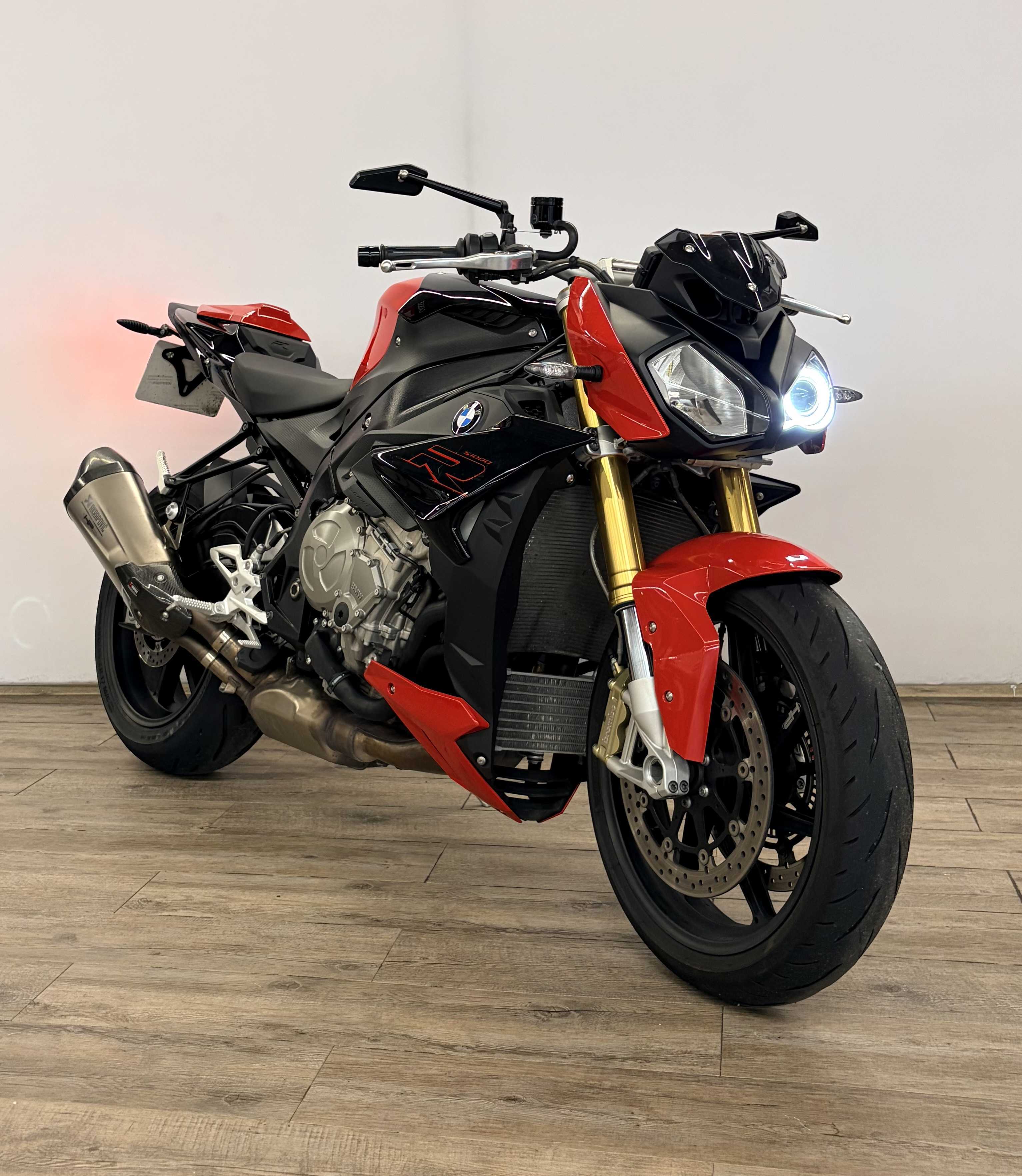 BMW S 1000 R 2017 HD vue 3/4 droite