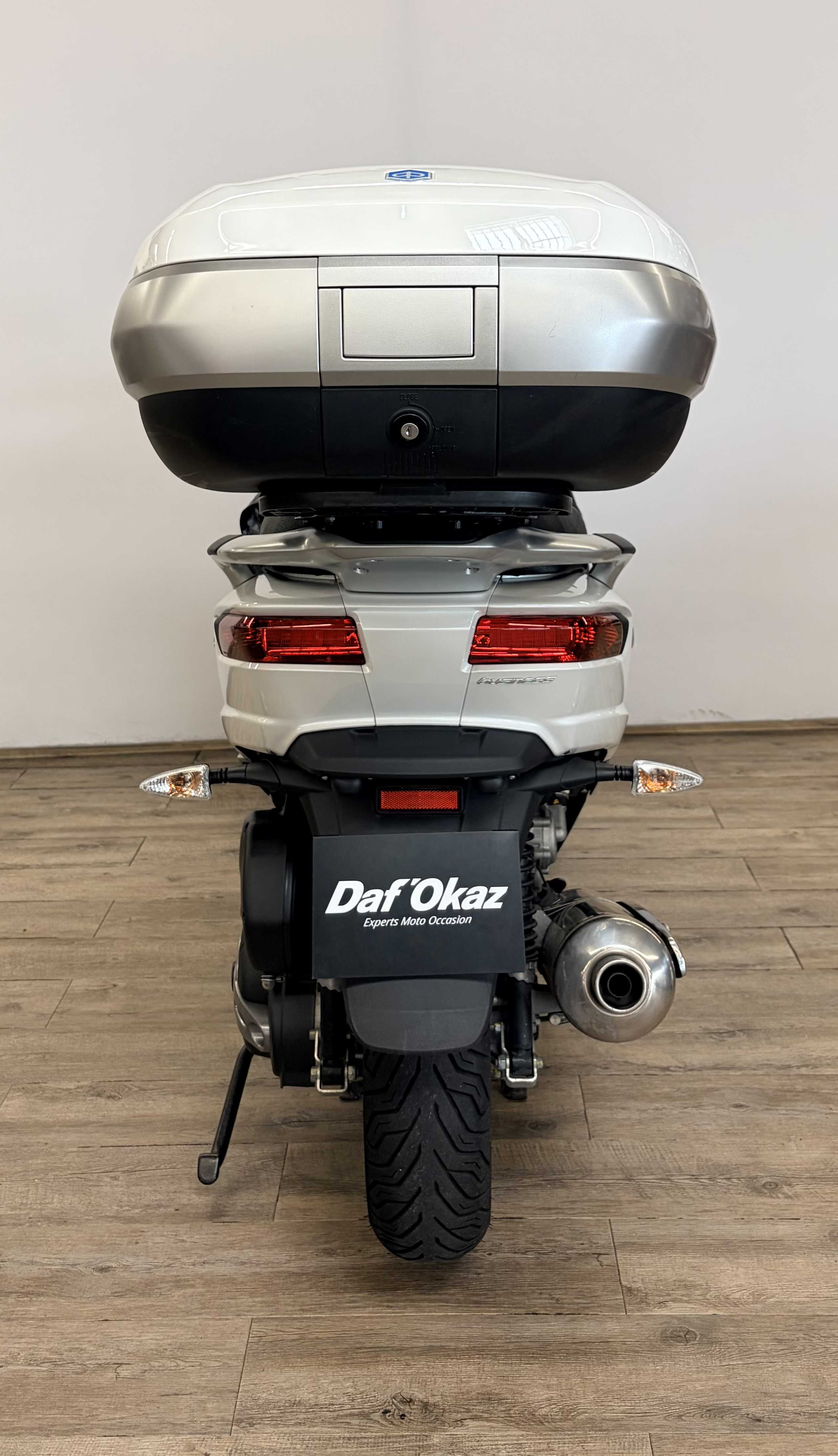 Piaggio MP3 500 LT Business 2016 HD vue arrière