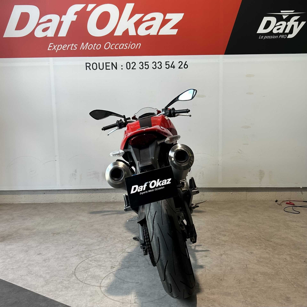 Ducati 696 Monster 2012 vue arrière