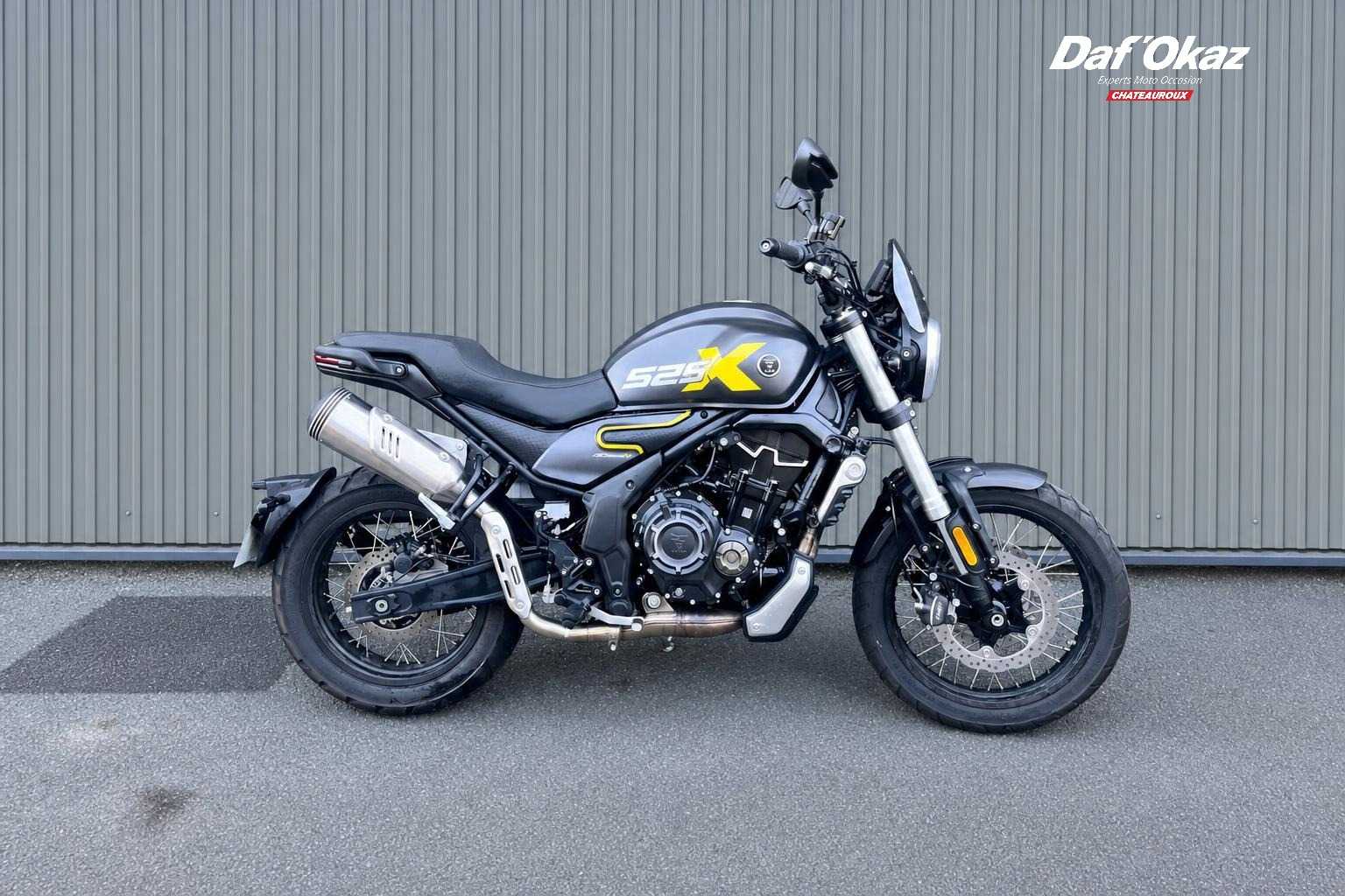 Voge 525 ACX ACX 2023 HD vue avant
