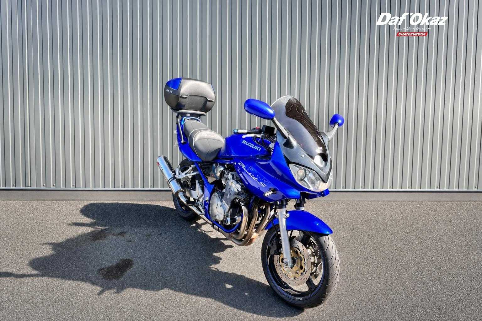 Suzuki GSF 600 S Bandit 2002 HD vue 3/4 droite