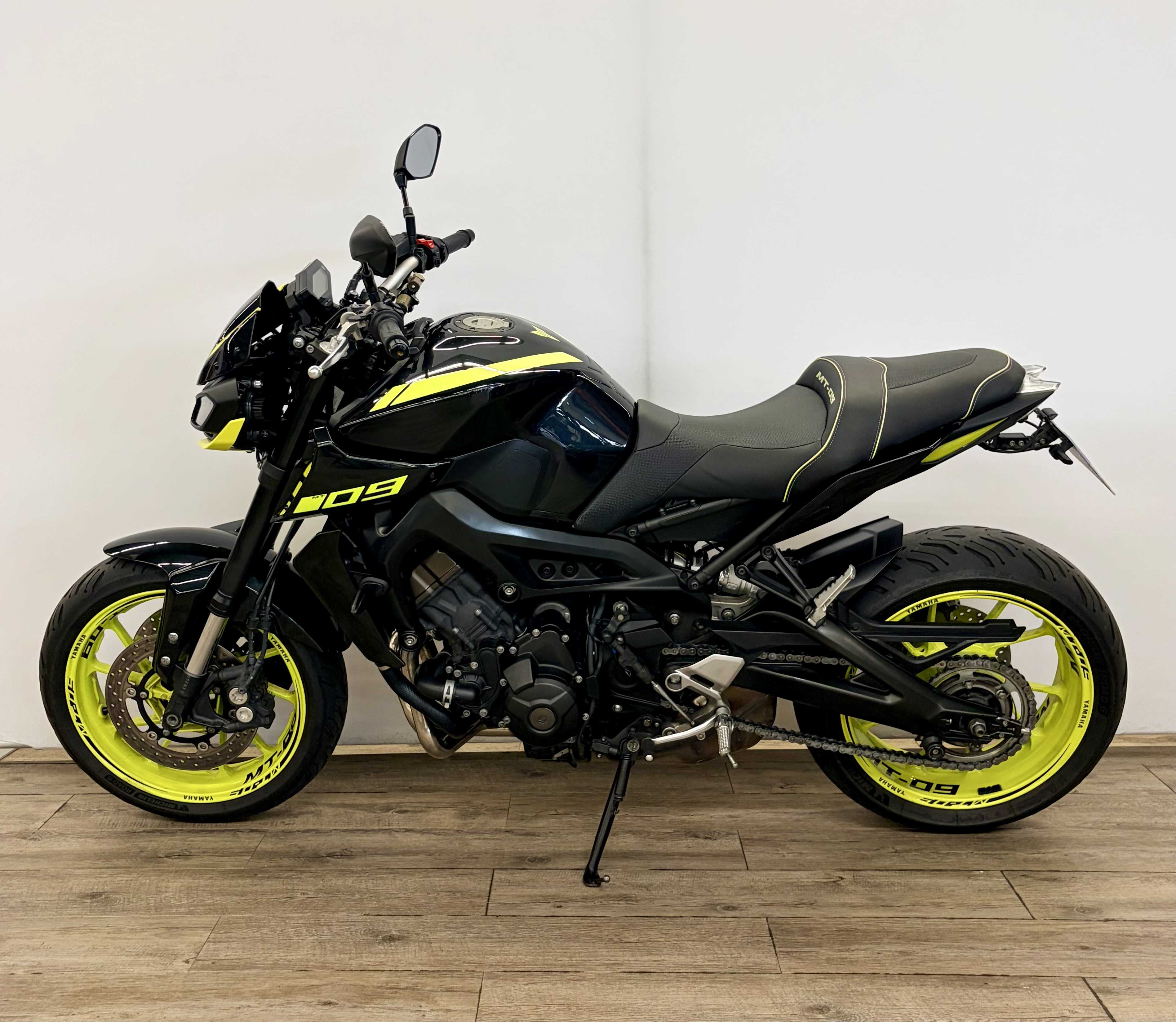 Yamaha MT-09 850 ABS 2019 HD vue gauche