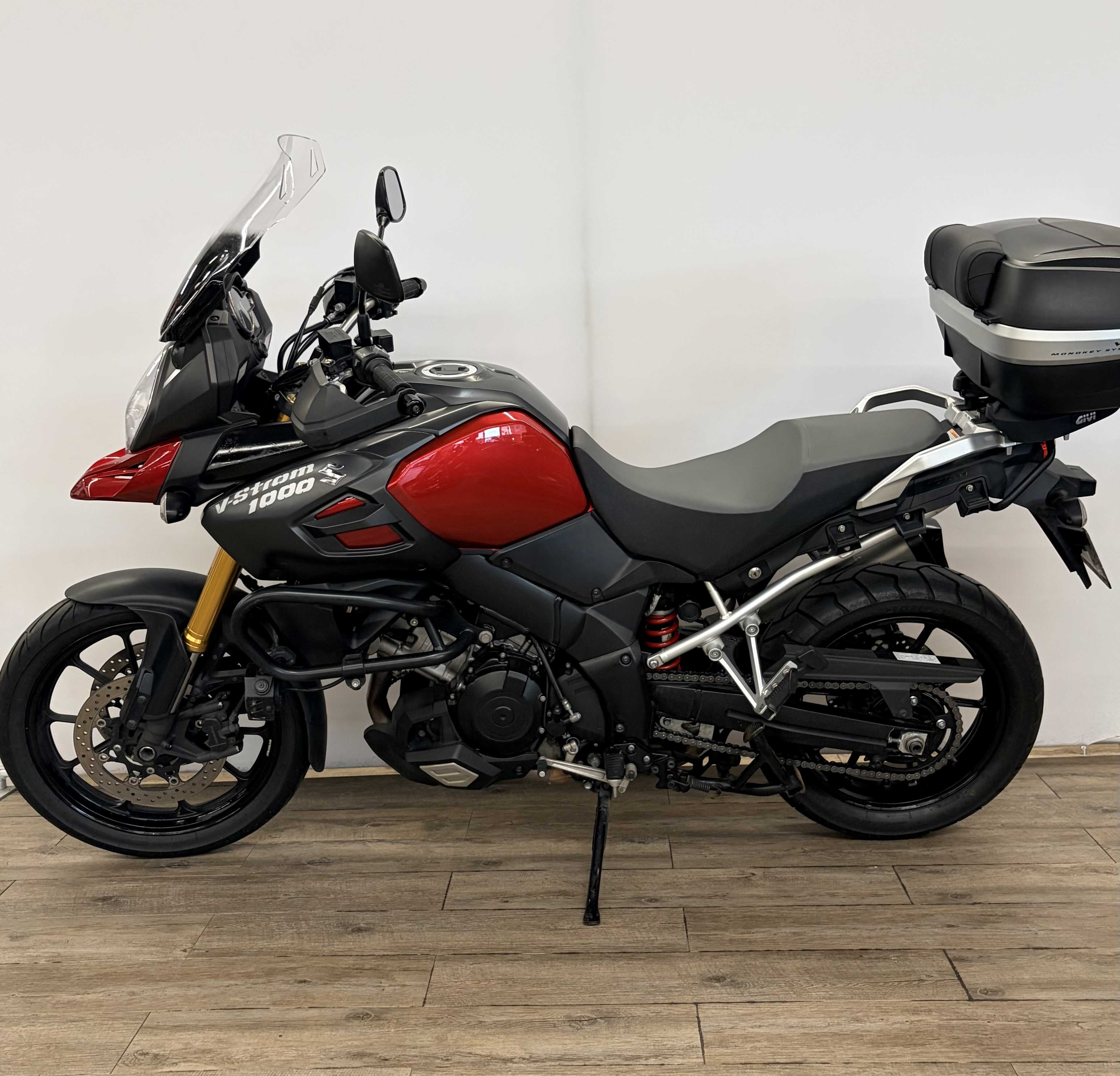 Suzuki DL 1000 V-Strom 2015 HD vue gauche