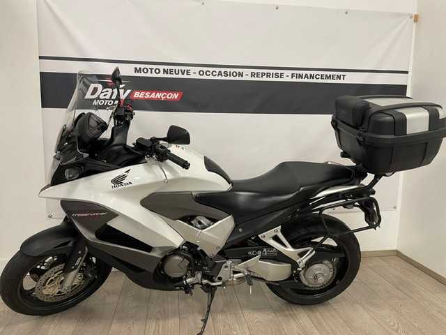 Honda VFR 800 X Crossrunner RC60 2011 vue gauche