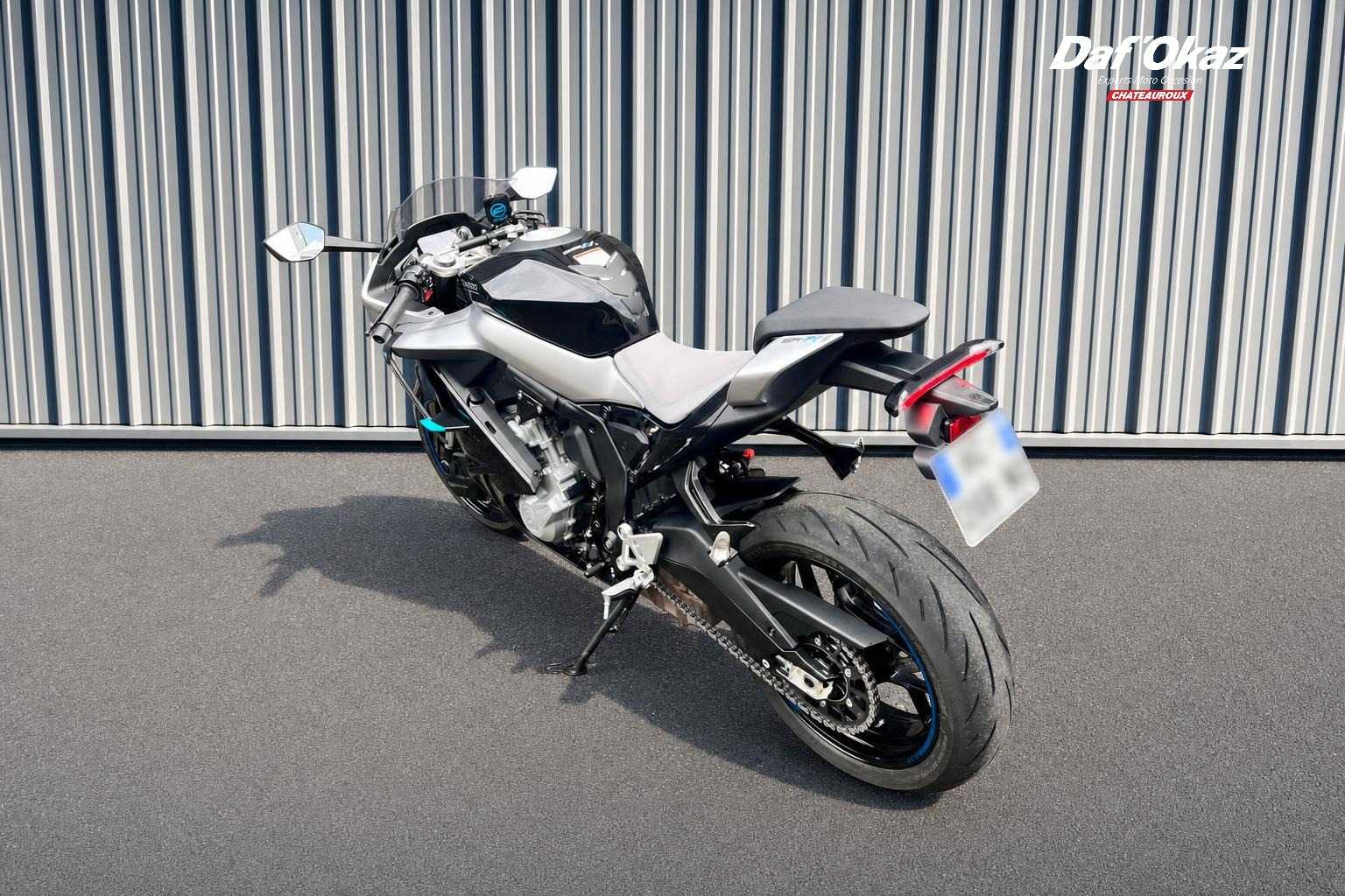 CFMOTO SR-R 675 2025 HD vue gauche