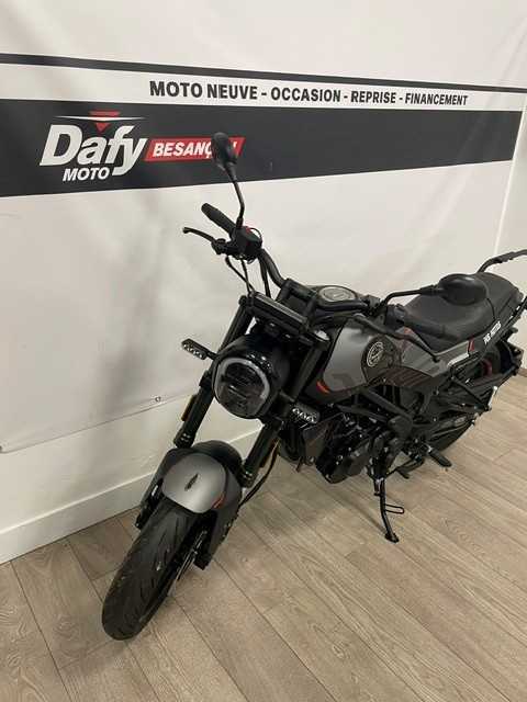 Benelli LEONCINO 125 2022 vue avant