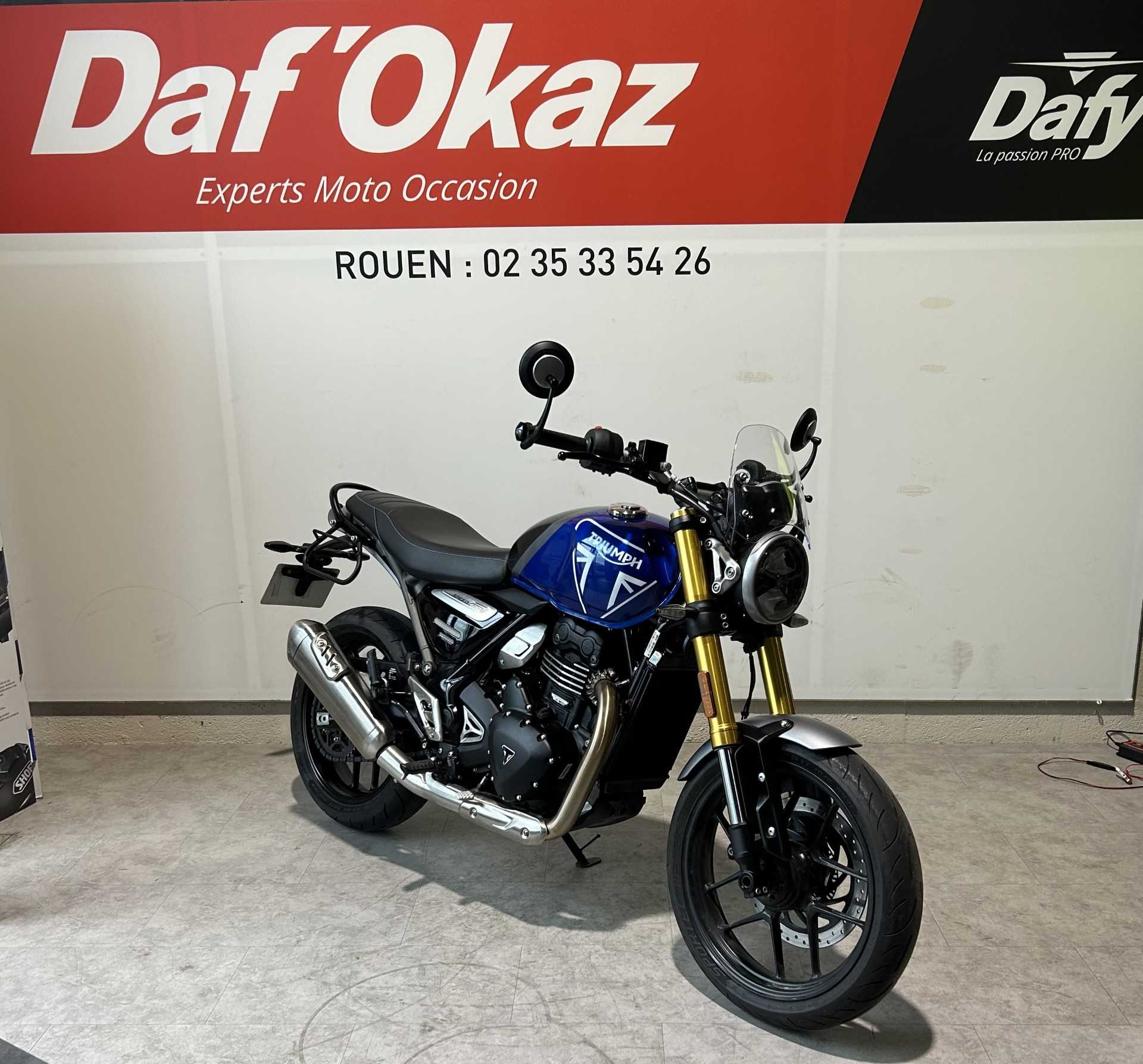 Triumph SPEED 400 2024 HD vue 3/4 droite