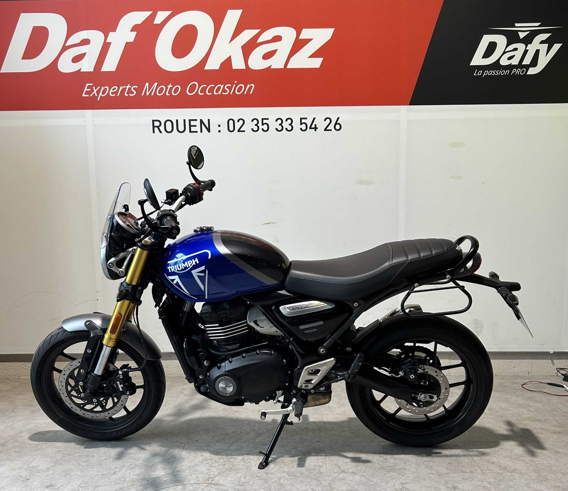 Triumph SPEED 400 2024 HD vue gauche