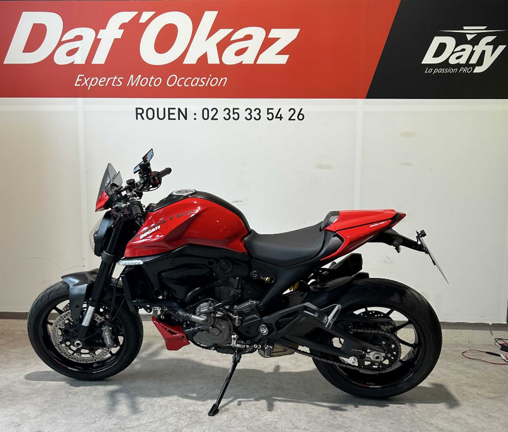 Ducati Monster + 2021 vue gauche