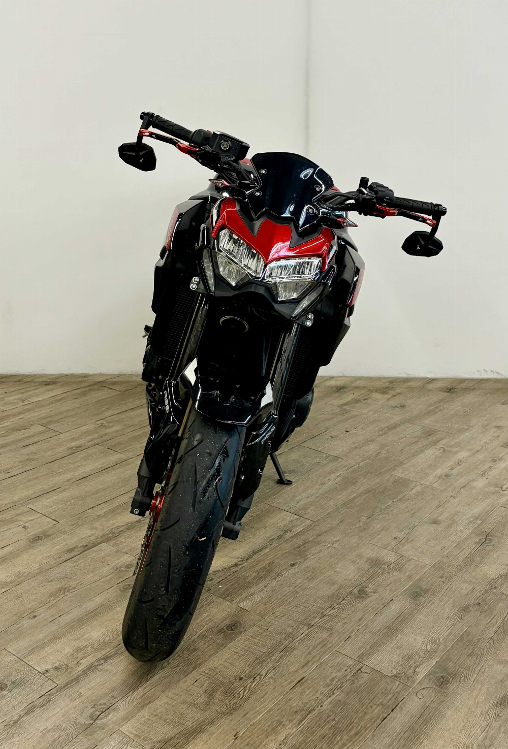 Kawasaki Z 900 2023 vue avant
