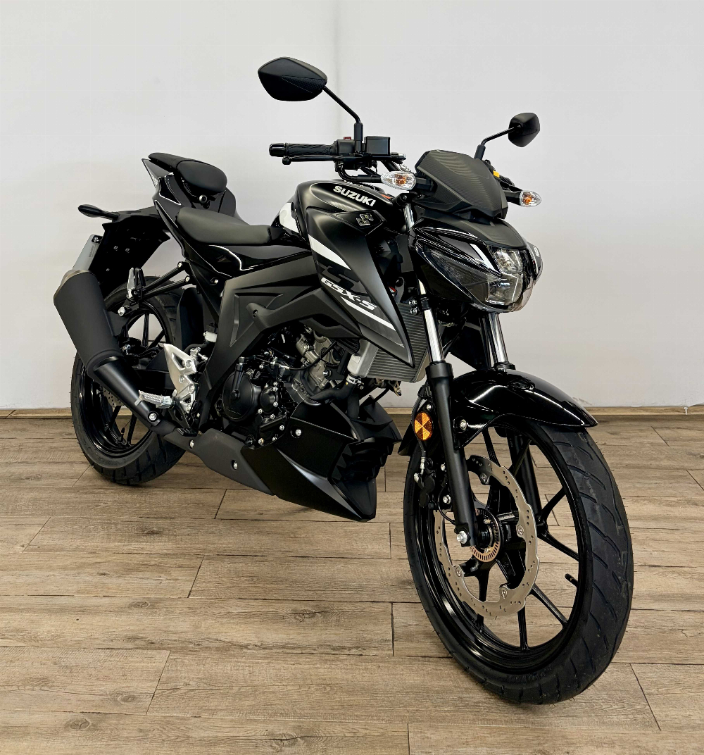 Suzuki GSX-S 125 2024 vue 3/4 droite