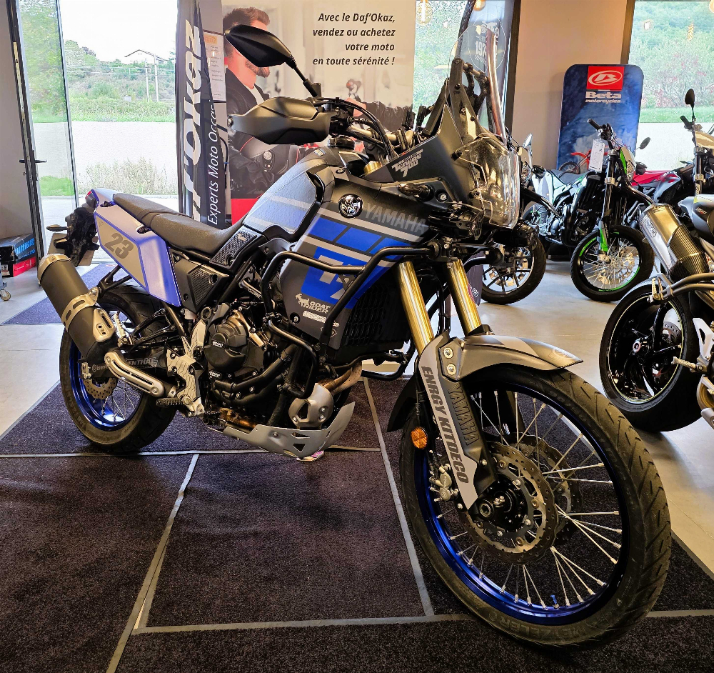 Yamaha XTZ 700 Ténéré 2021 vue 3/4 droite