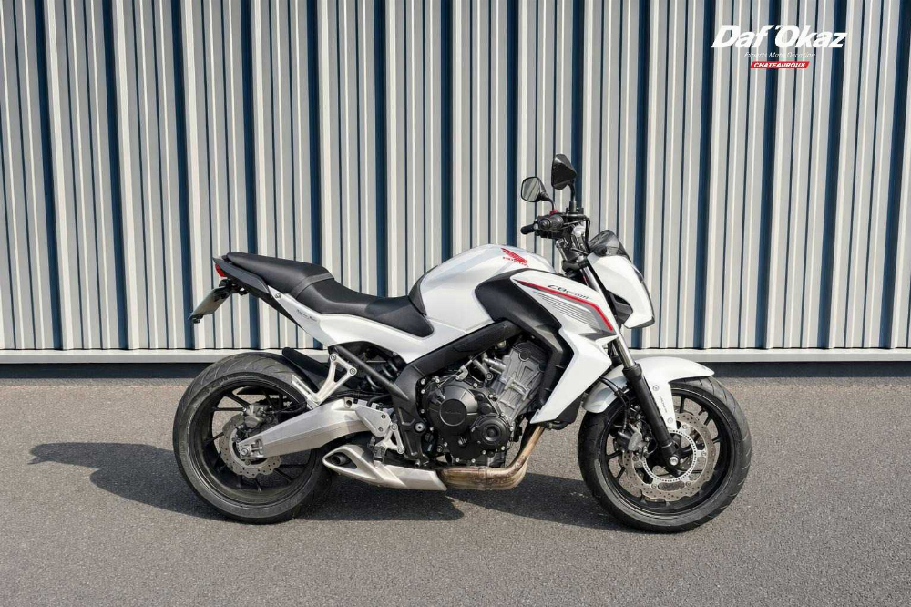 Honda CB 650 F ABS 2016 vue avant