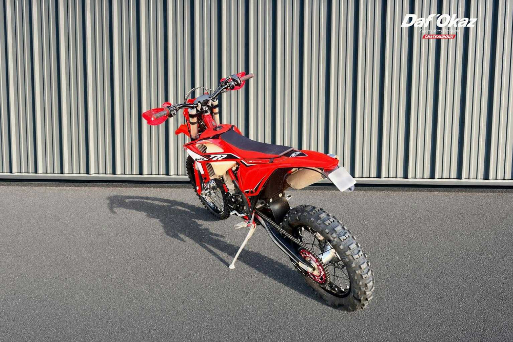 BETA 350 RR ENDURO 2022 vue gauche