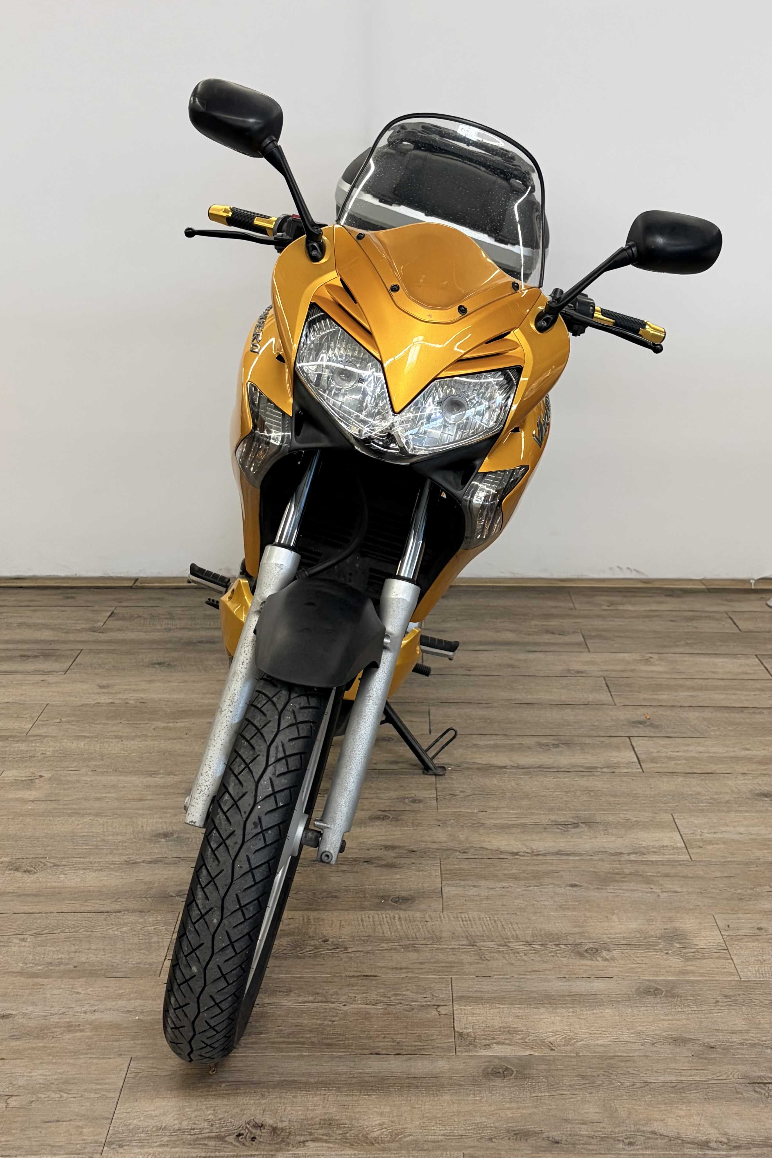 Honda XL 125 V Varadero 2008 HD vue avant