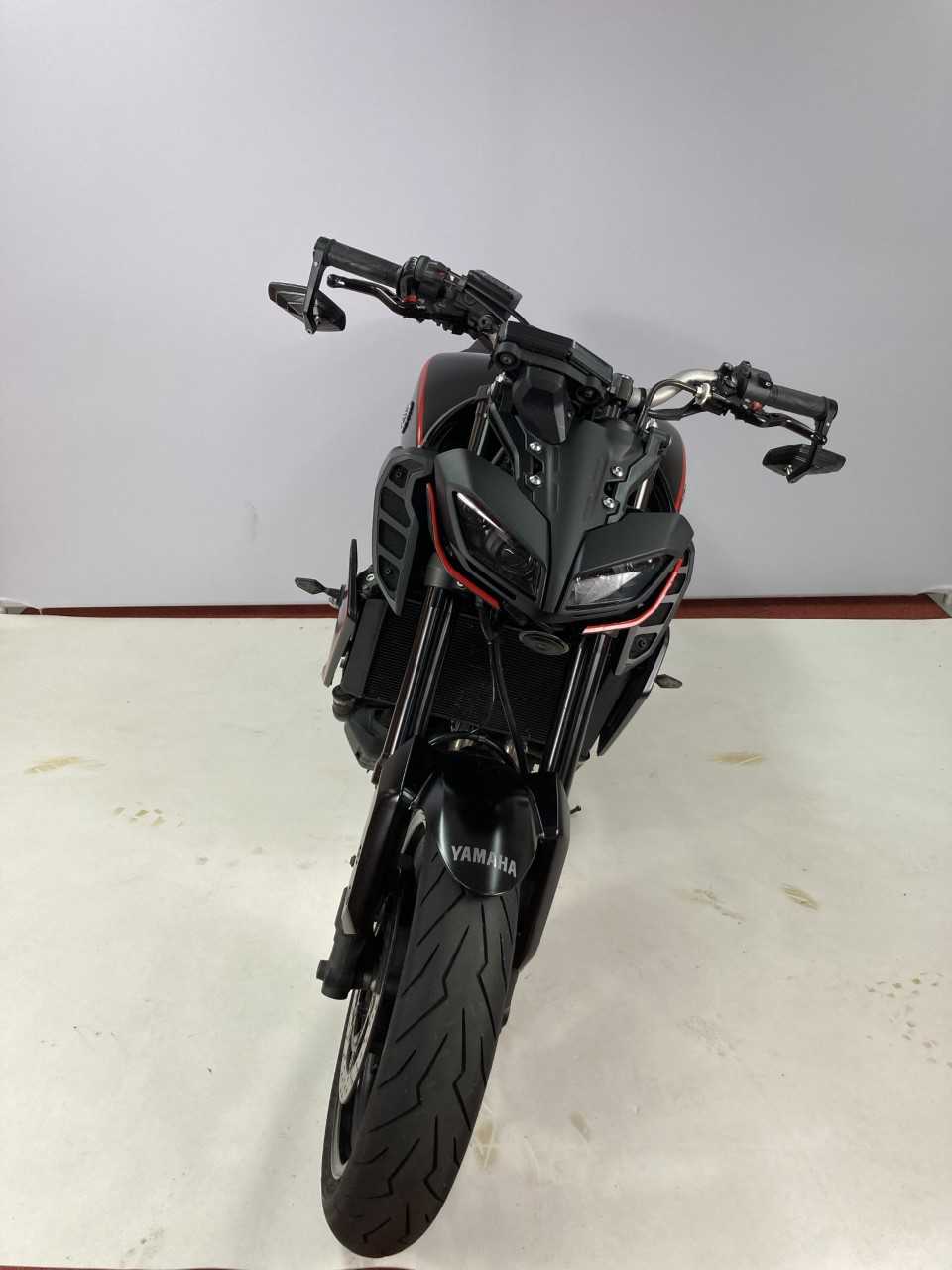 Yamaha MT-09 850 ABS 2019 HD vue avant