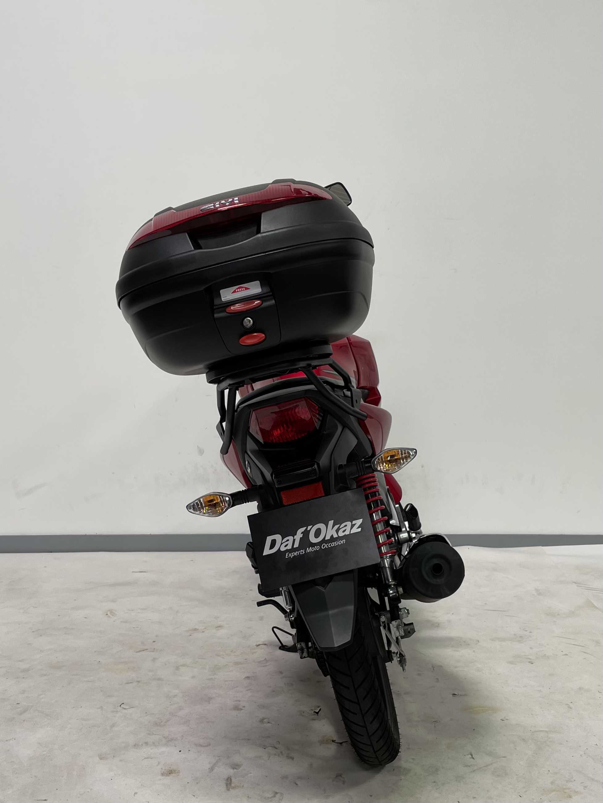 Honda CB 125 F (GLR) 2019 HD vue arrière