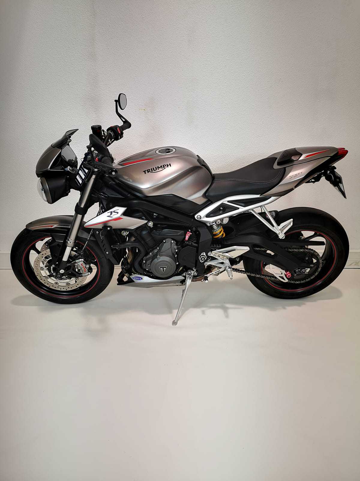 Triumph Street triple RS 2018 HD vue gauche