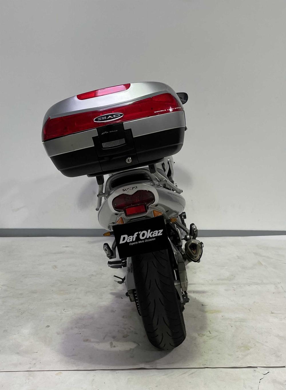 Suzuki GSF1200SBandit 2003 vue arrière