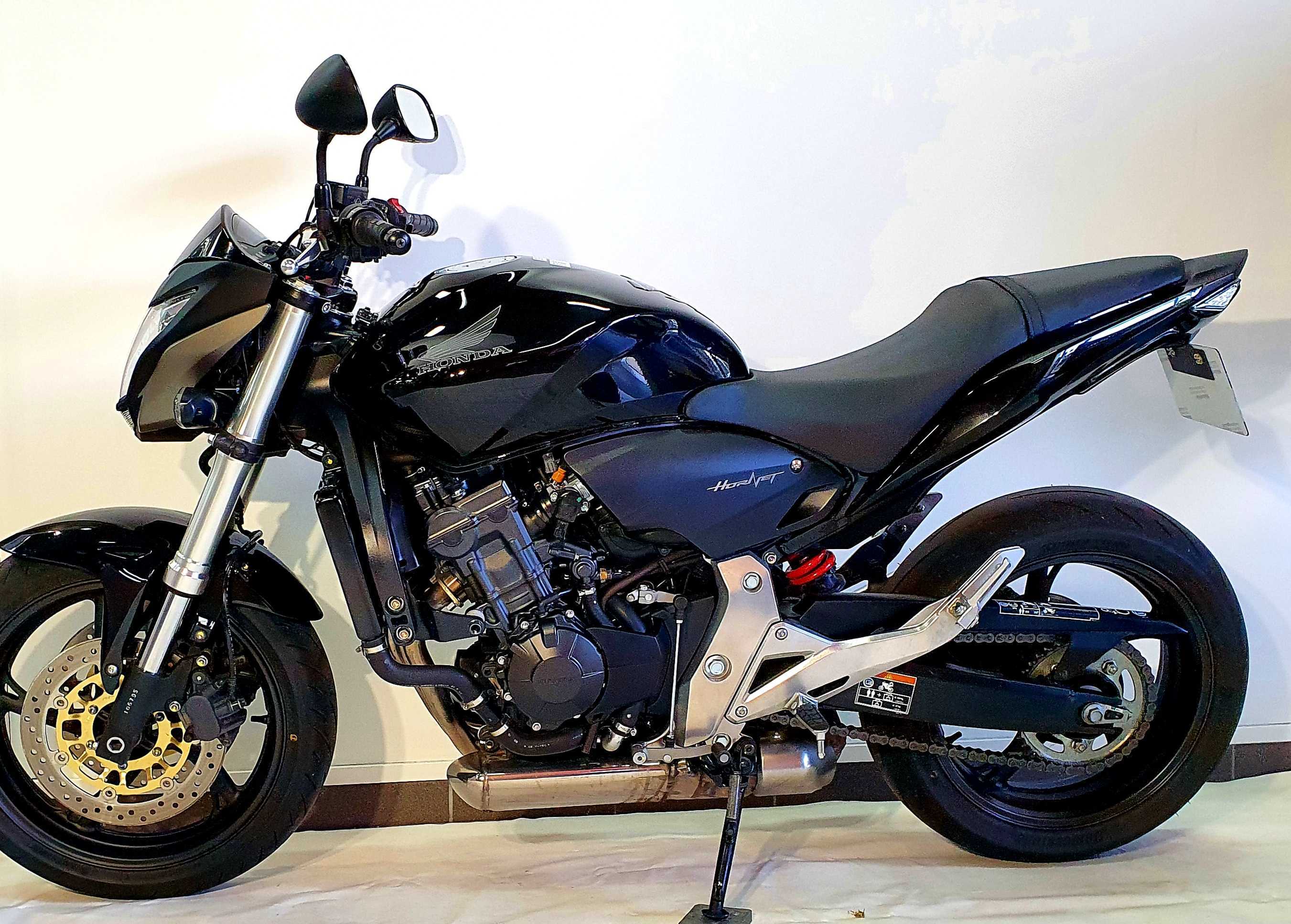 Honda CB600FHornet 2011 HD vue gauche