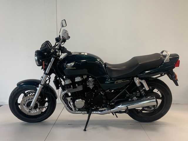 Honda CB 750 1997 HD vue gauche