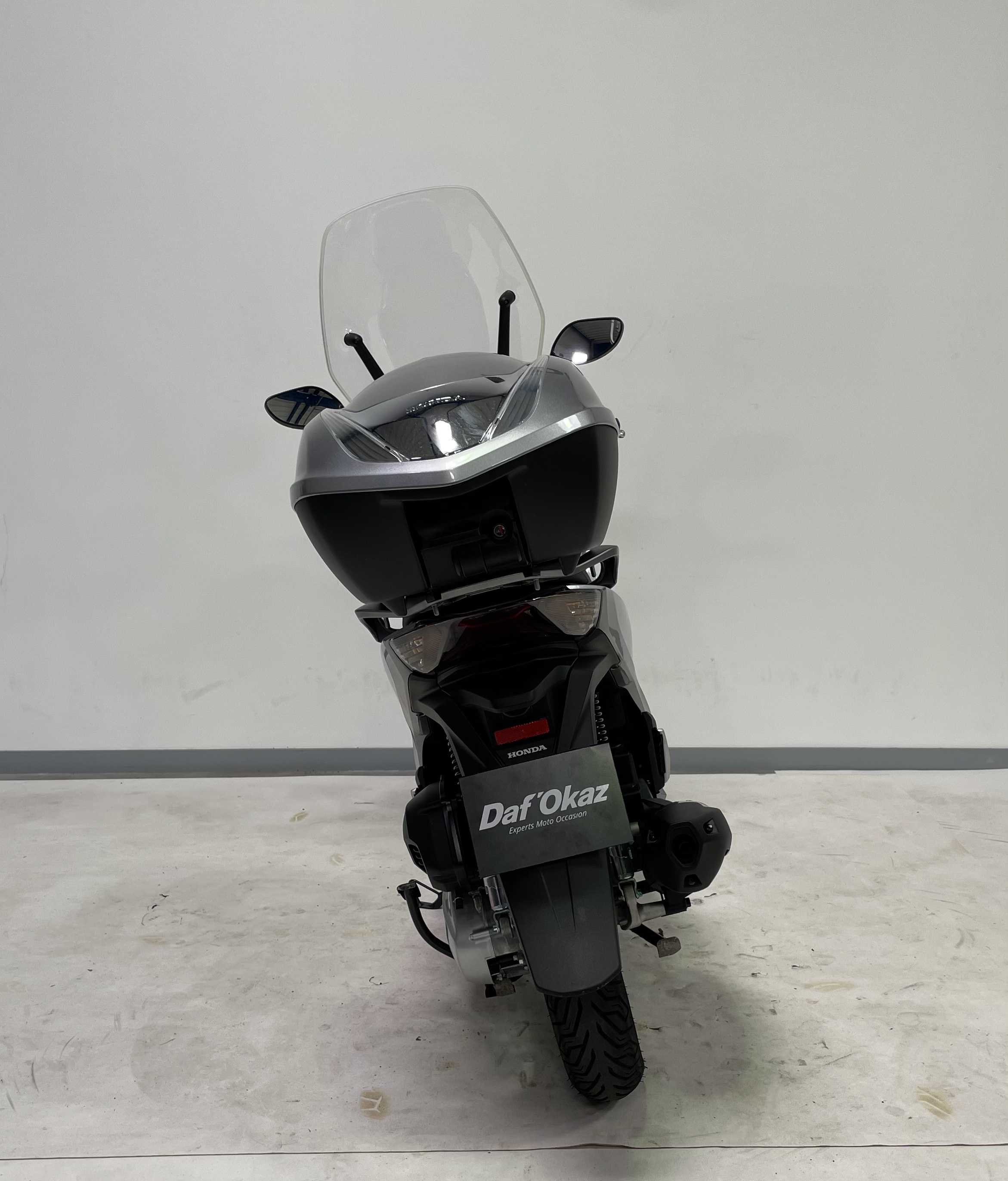 Honda SH125 i 2018 HD vue arrière