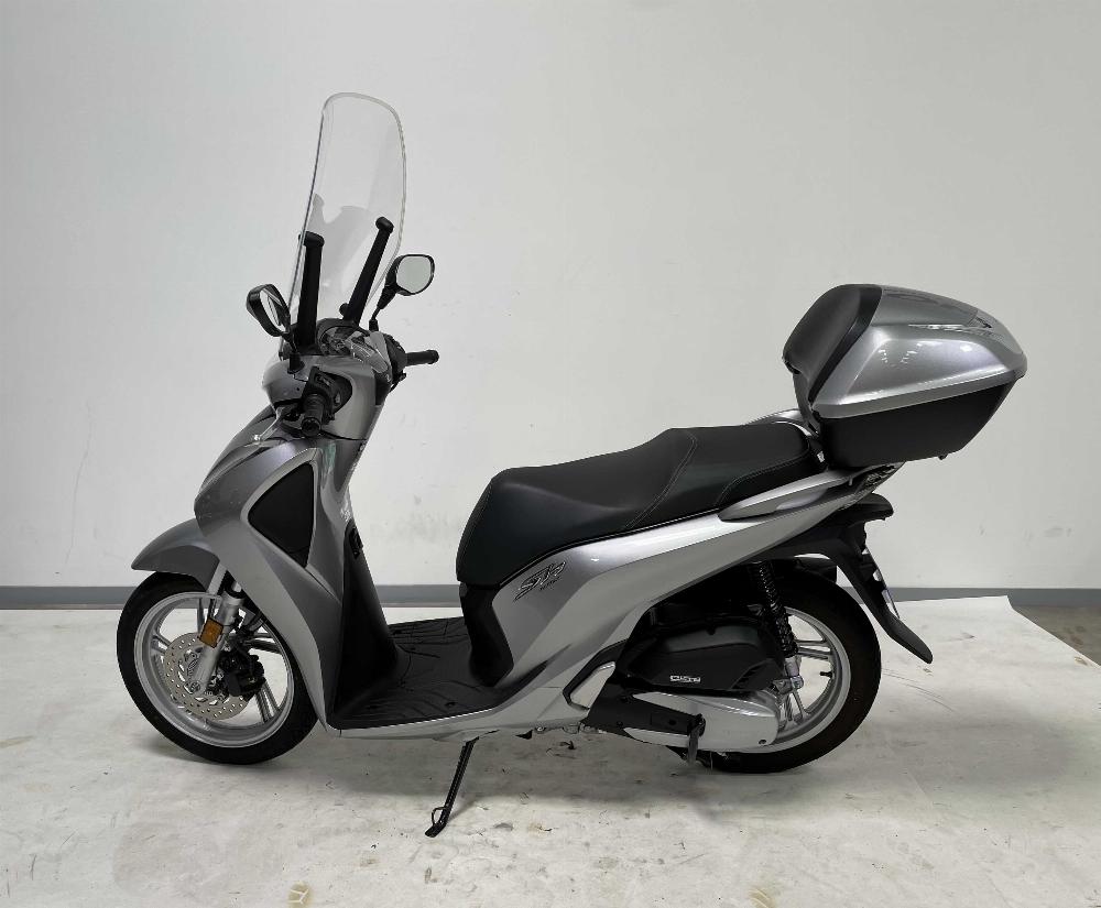 Honda SH125 i 2018 vue gauche