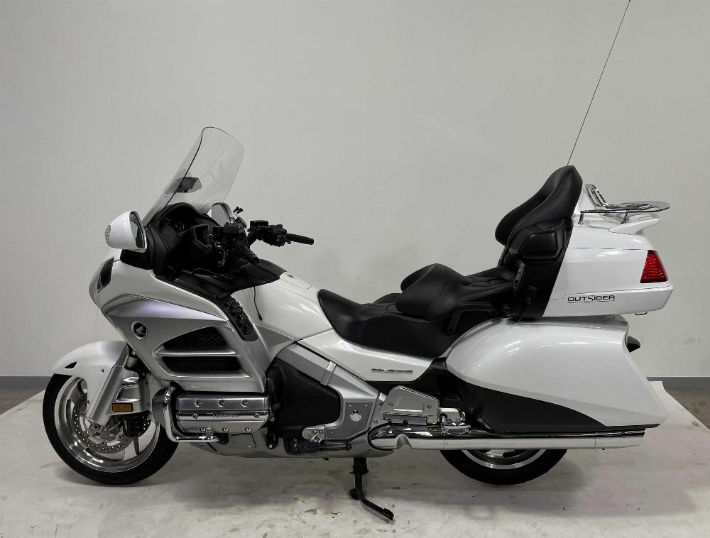 Honda GL 1800 Goldwing Airbag 2012 vue gauche