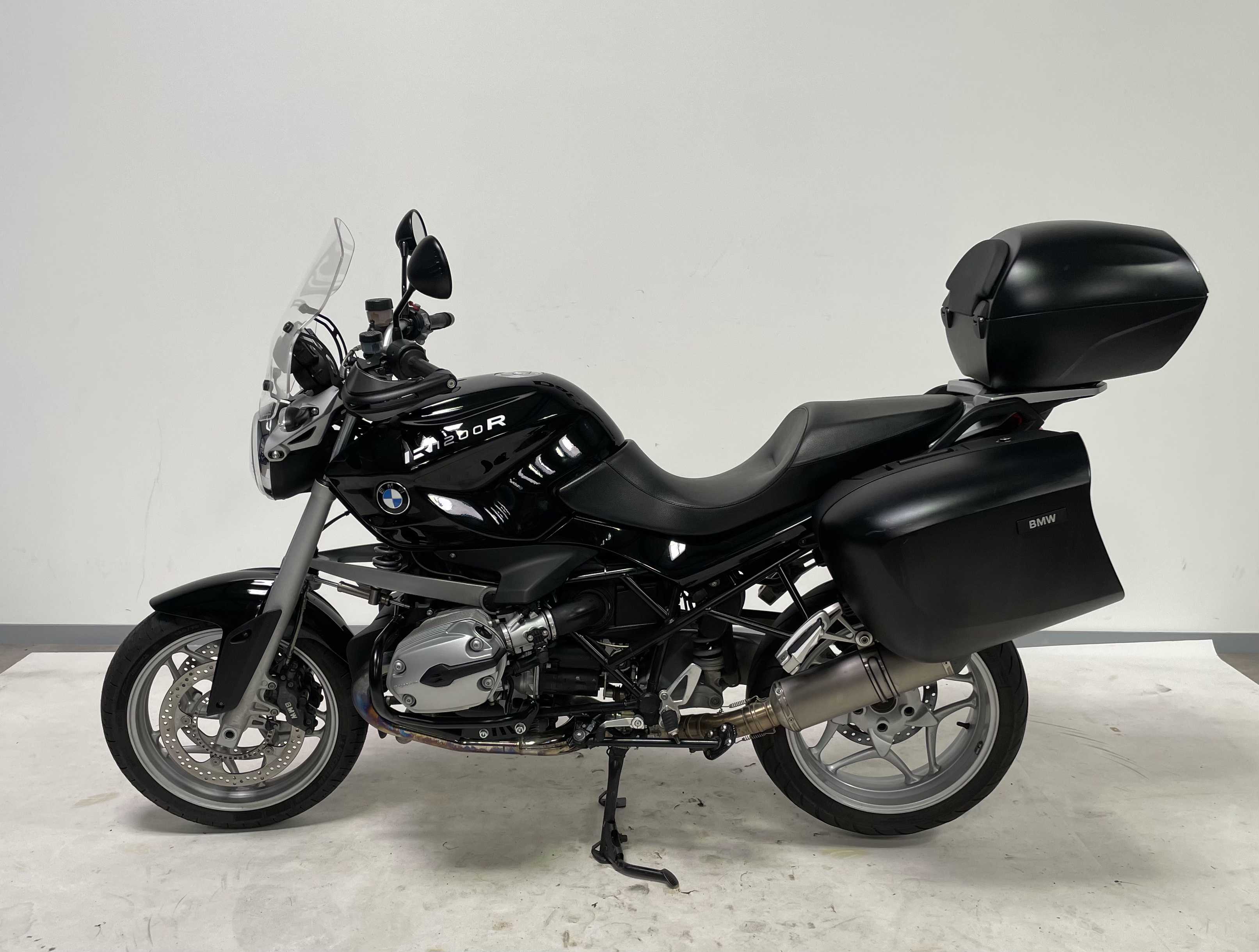 BMW R1200R 2008 HD vue gauche