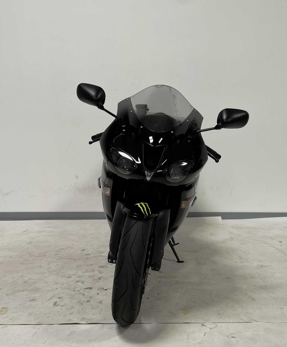 Kawasaki ZX-6R600Ninja 2008 vue avant