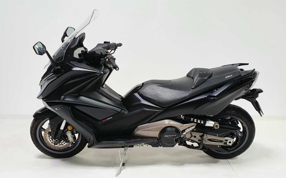 Kymco AK 550 2017 vue gauche