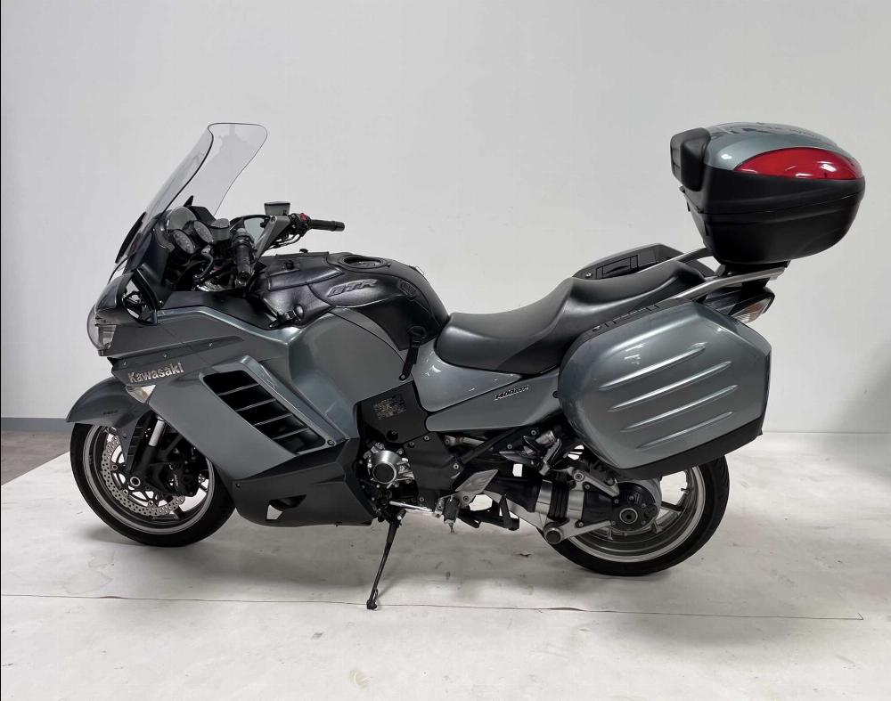 Kawasaki ZG1400GTR 2016 vue gauche