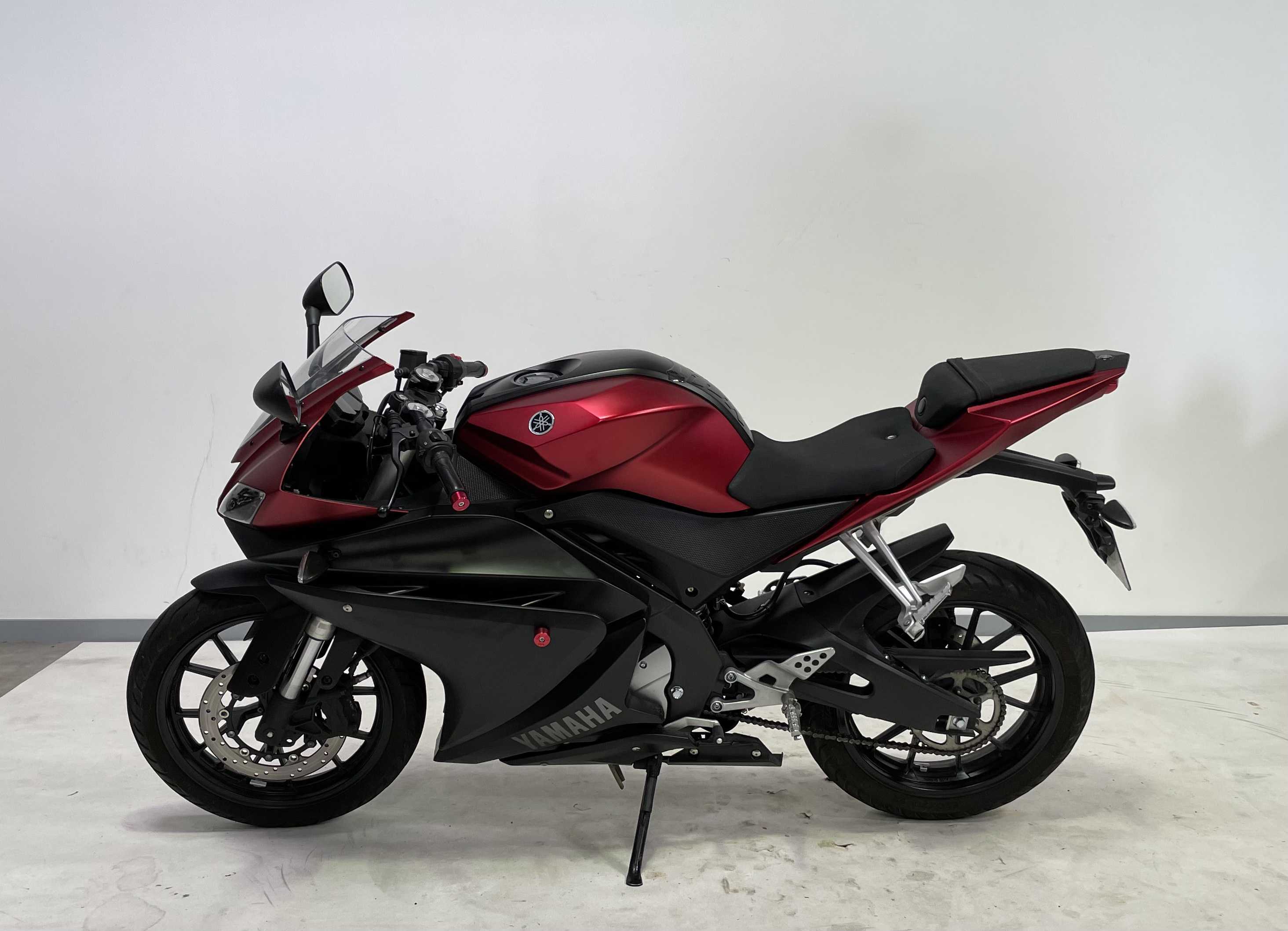 Yamaha YZF-R 125 2016 HD vue gauche