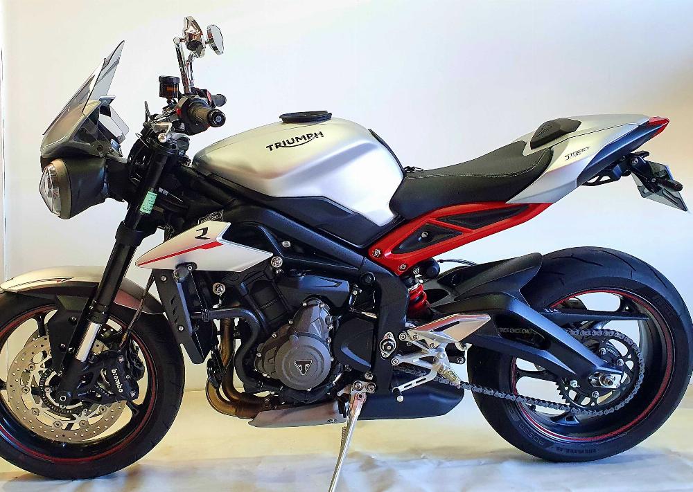 Triumph street triple r 2019 vue gauche