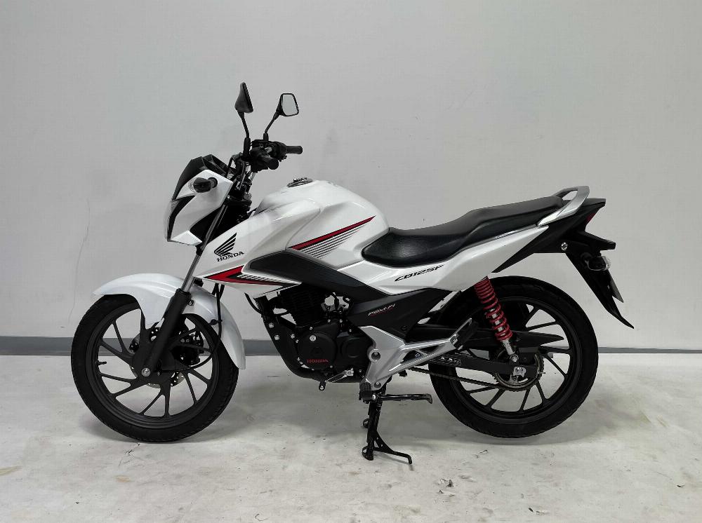 Honda CB 125 F (GLR) 2019 vue gauche