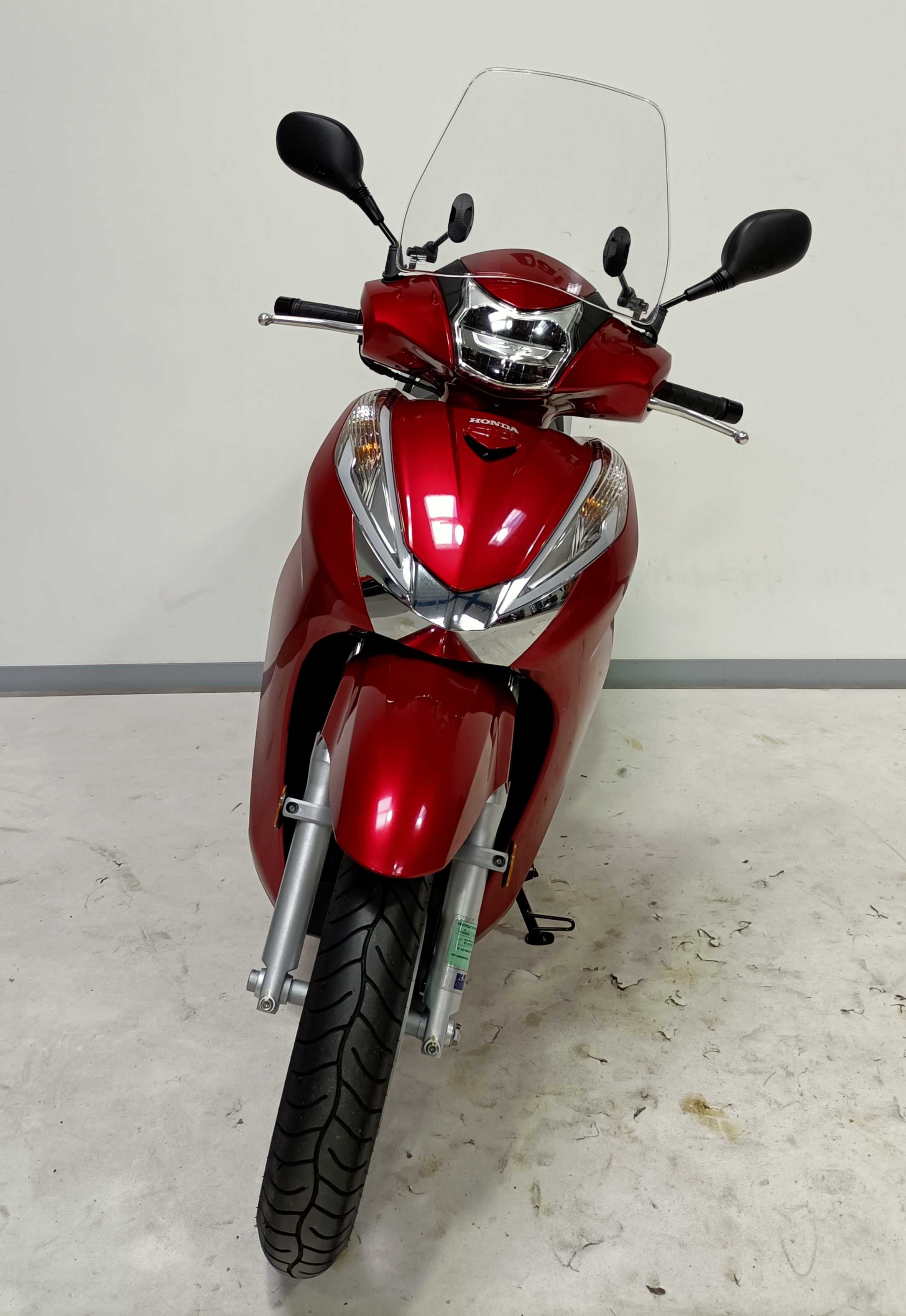 Honda SH 300 i ABS 2018 HD vue avant