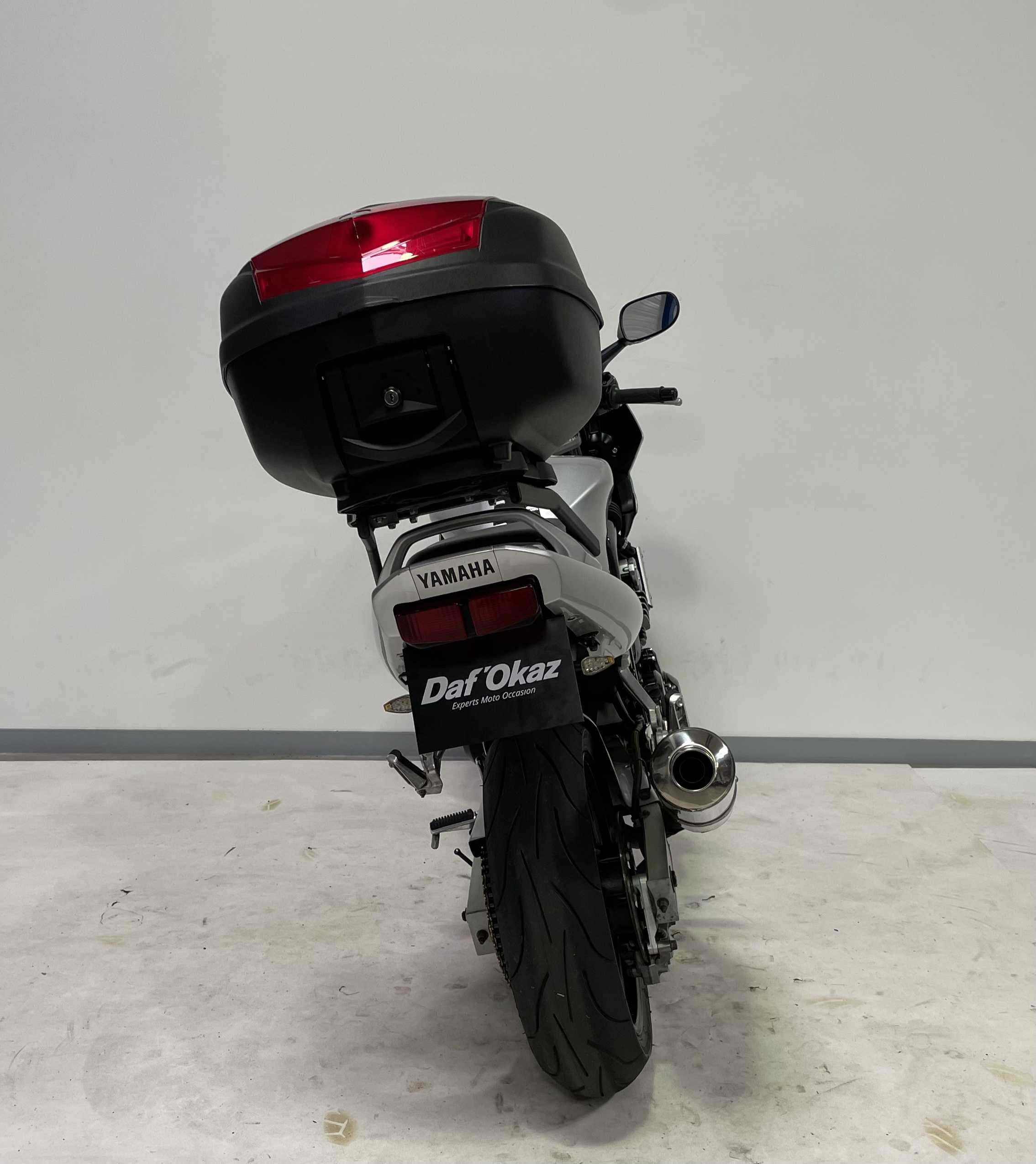 Yamaha FZ6600SFazer 1999 HD vue arrière