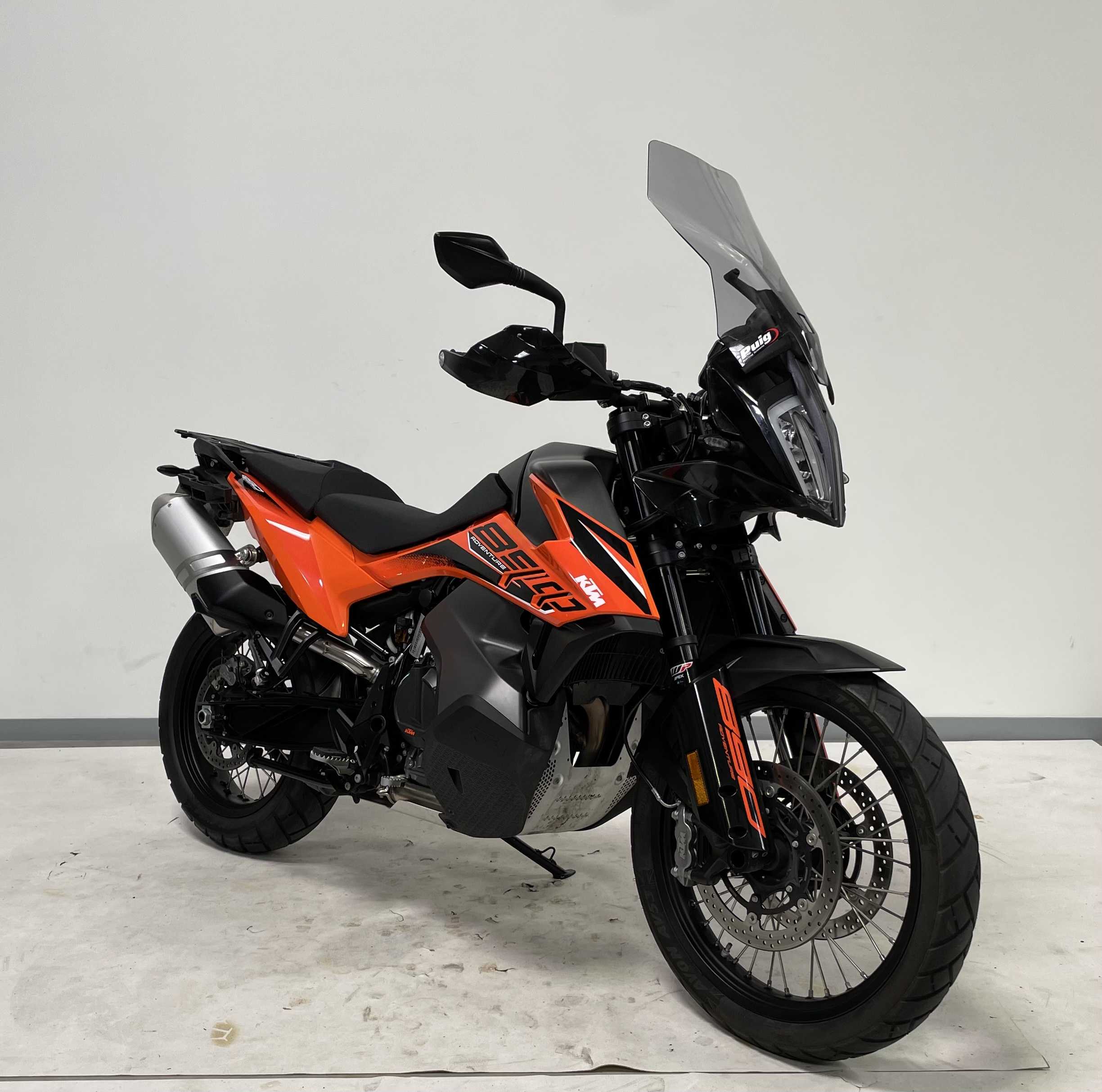 KTM 890 Adventure 2021 HD vue 3/4 droite