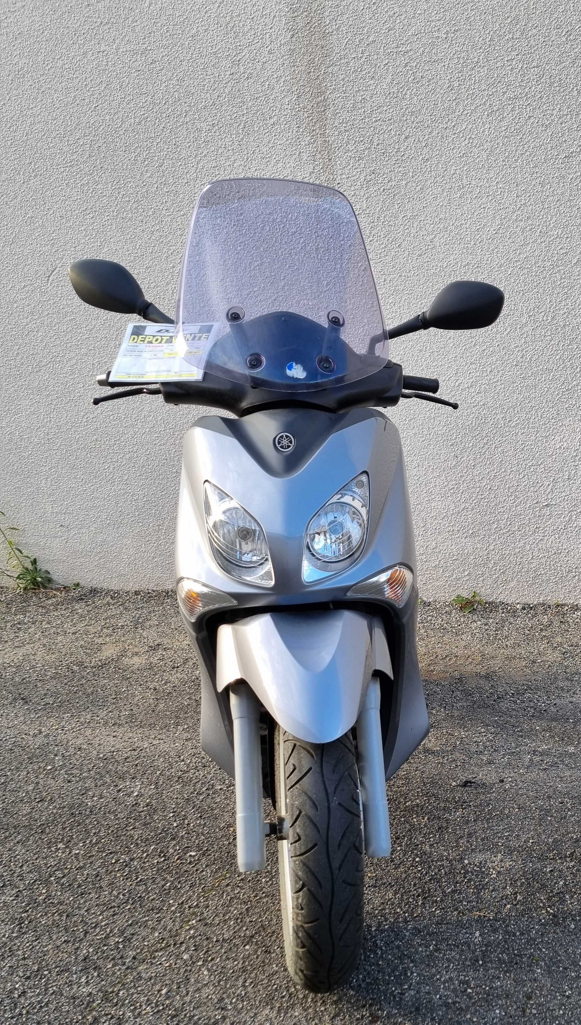 Yamaha VP 125 X-City 2007 HD vue avant