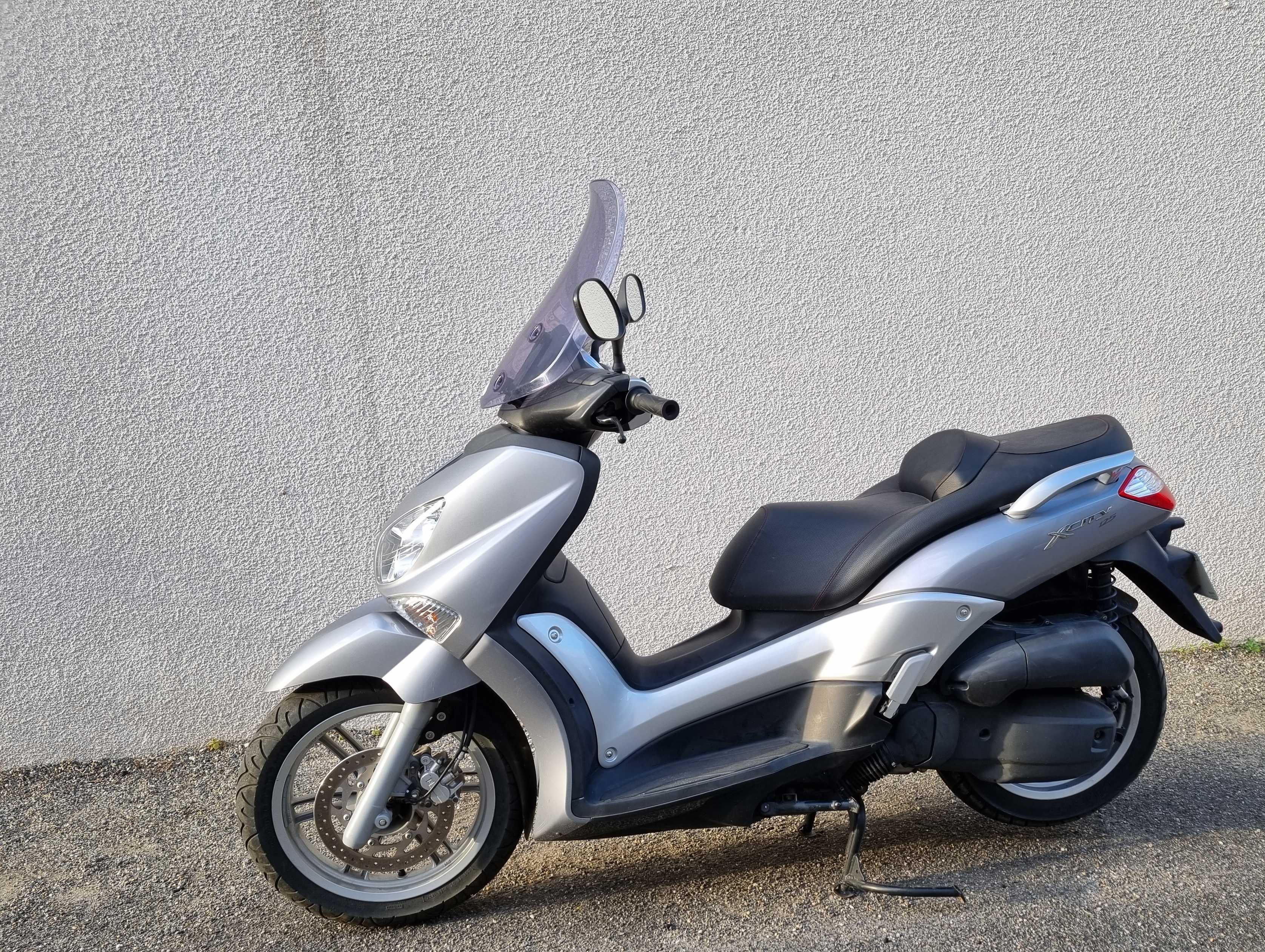 Yamaha VP 125 X-City 2007 HD vue gauche