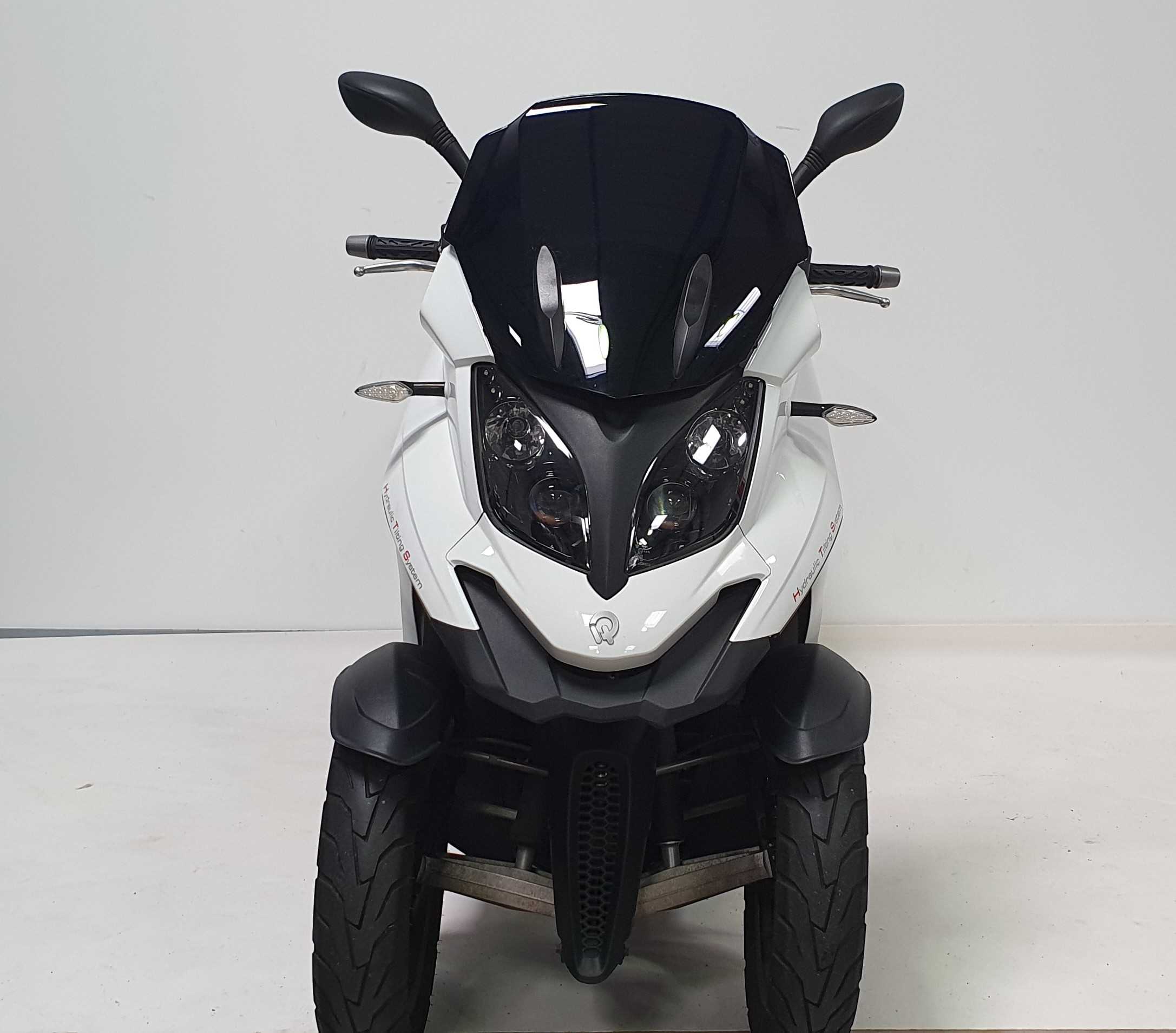Quadro 350 Quadro 2015 Occasion 14 700 Km Vente Scooter 350cm 