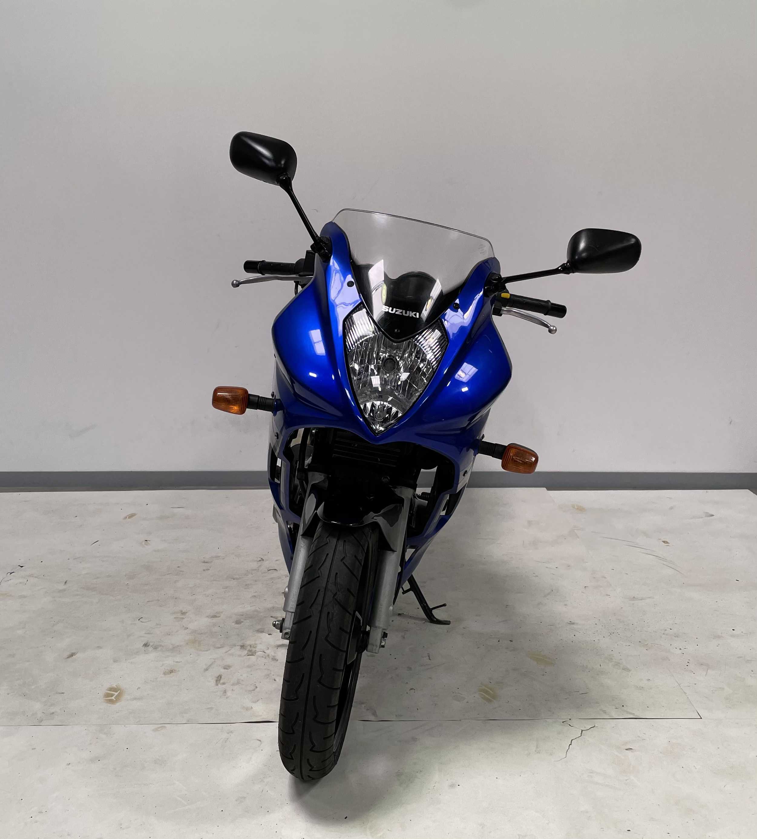 Suzuki GS 500 F 2004 HD vue avant