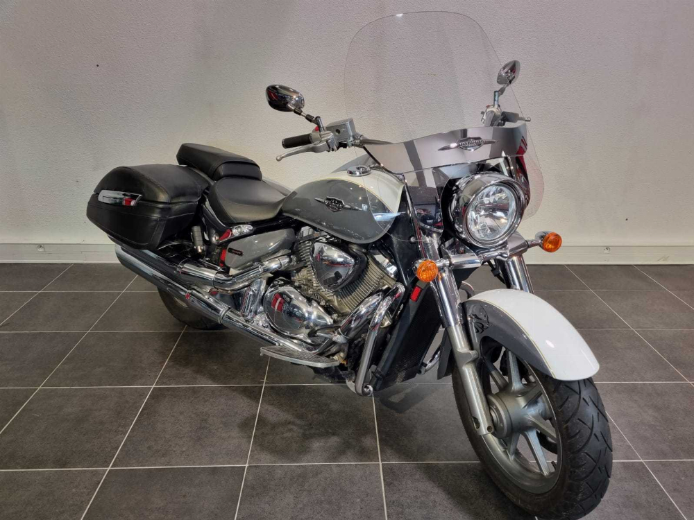 Suzuki VL 1500 Intruder (C1500T) 2014 vue 3/4 droite