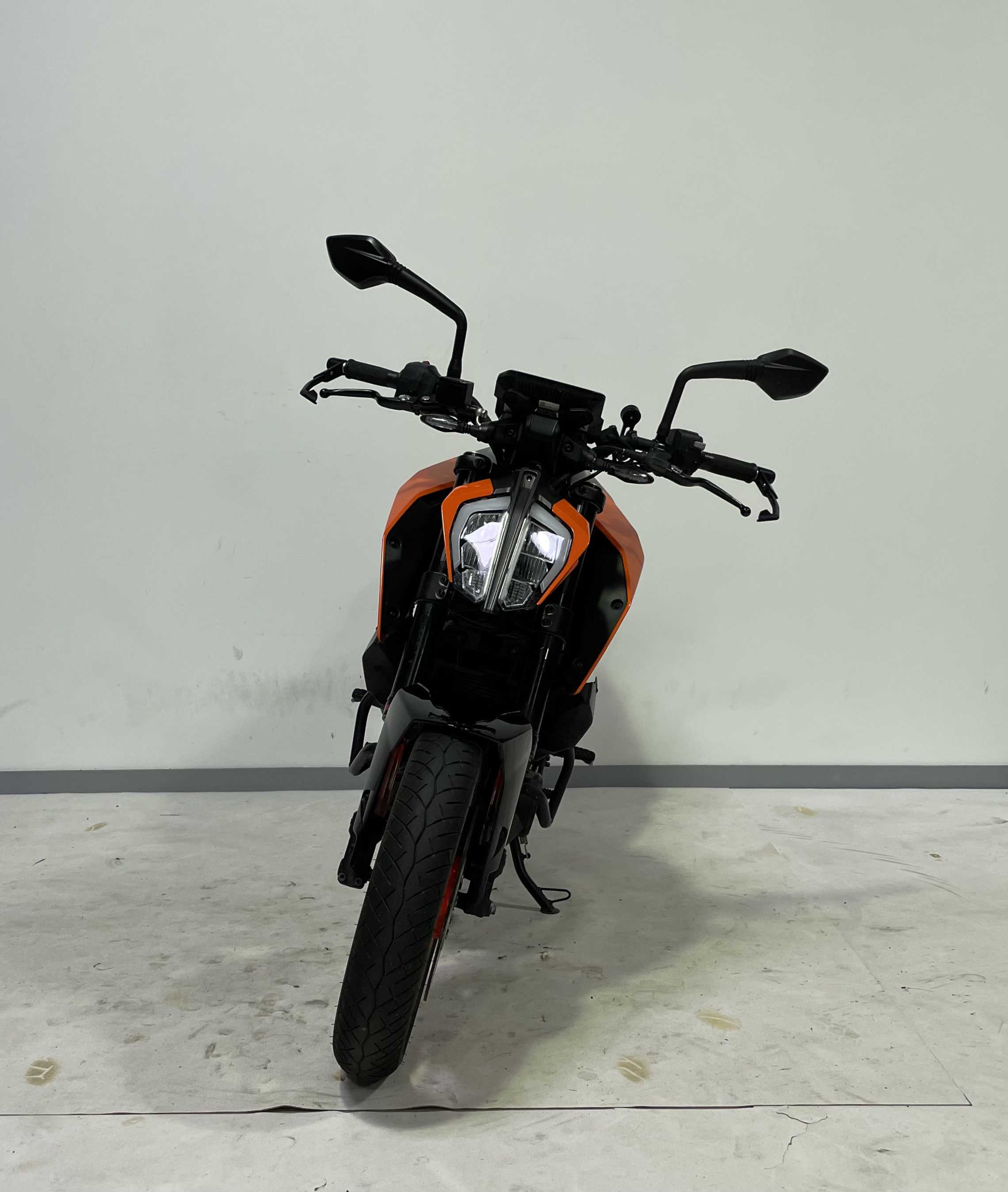 KTM 390 Duke 2020 HD vue avant