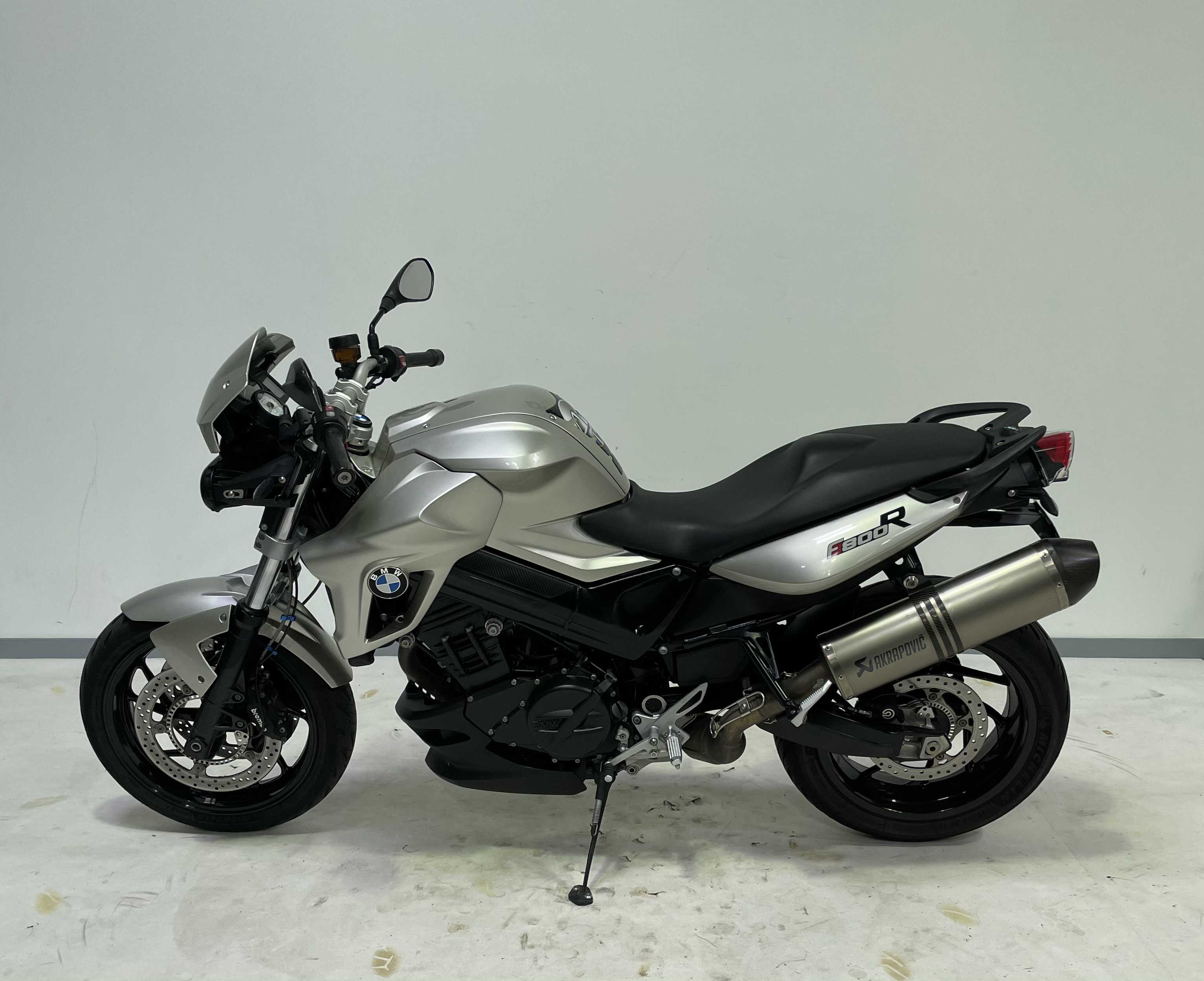 BMW F800R 2013 HD vue gauche